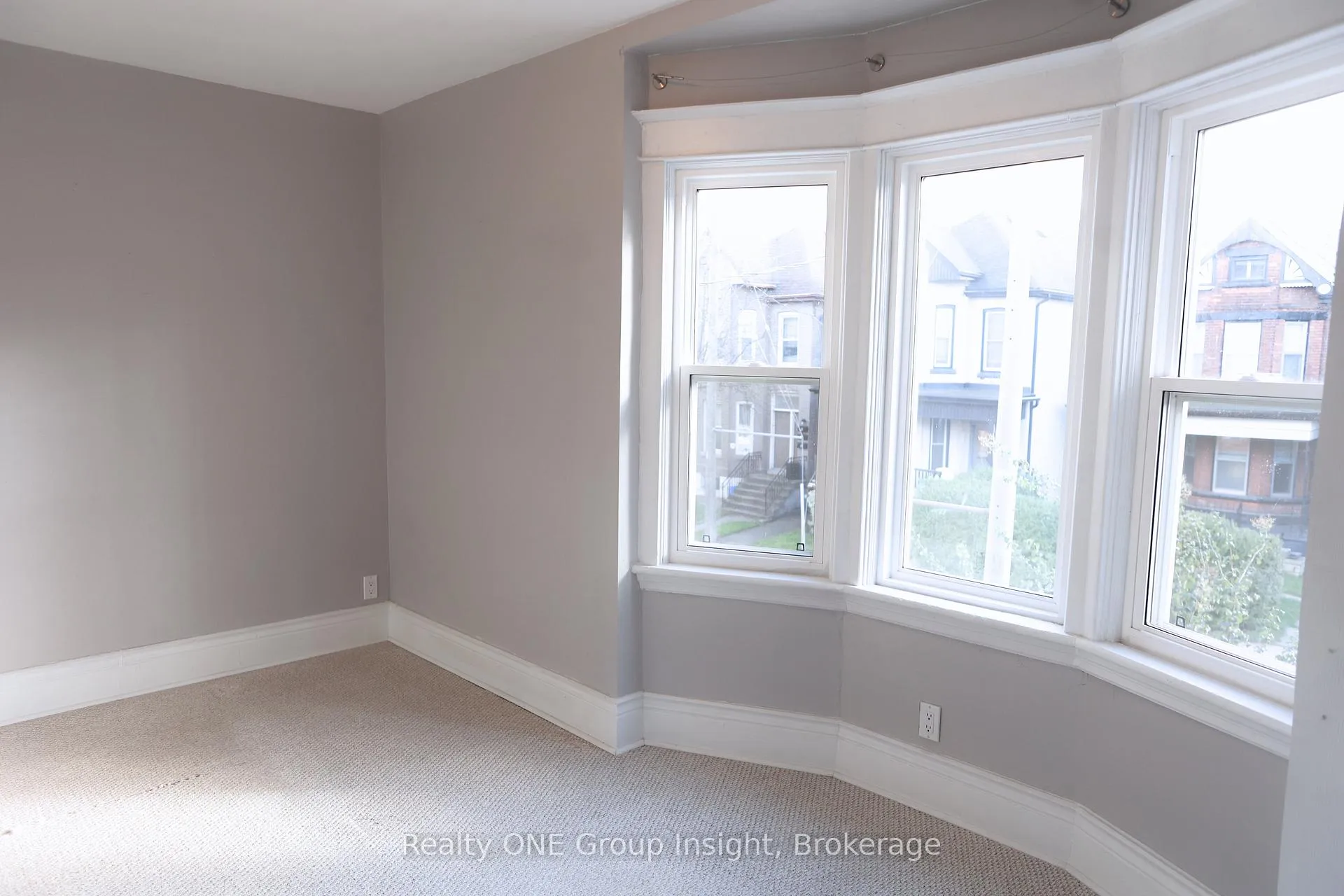 Photo 17 of 451 King William Street, Hamilton, Landsdale — HOMEH