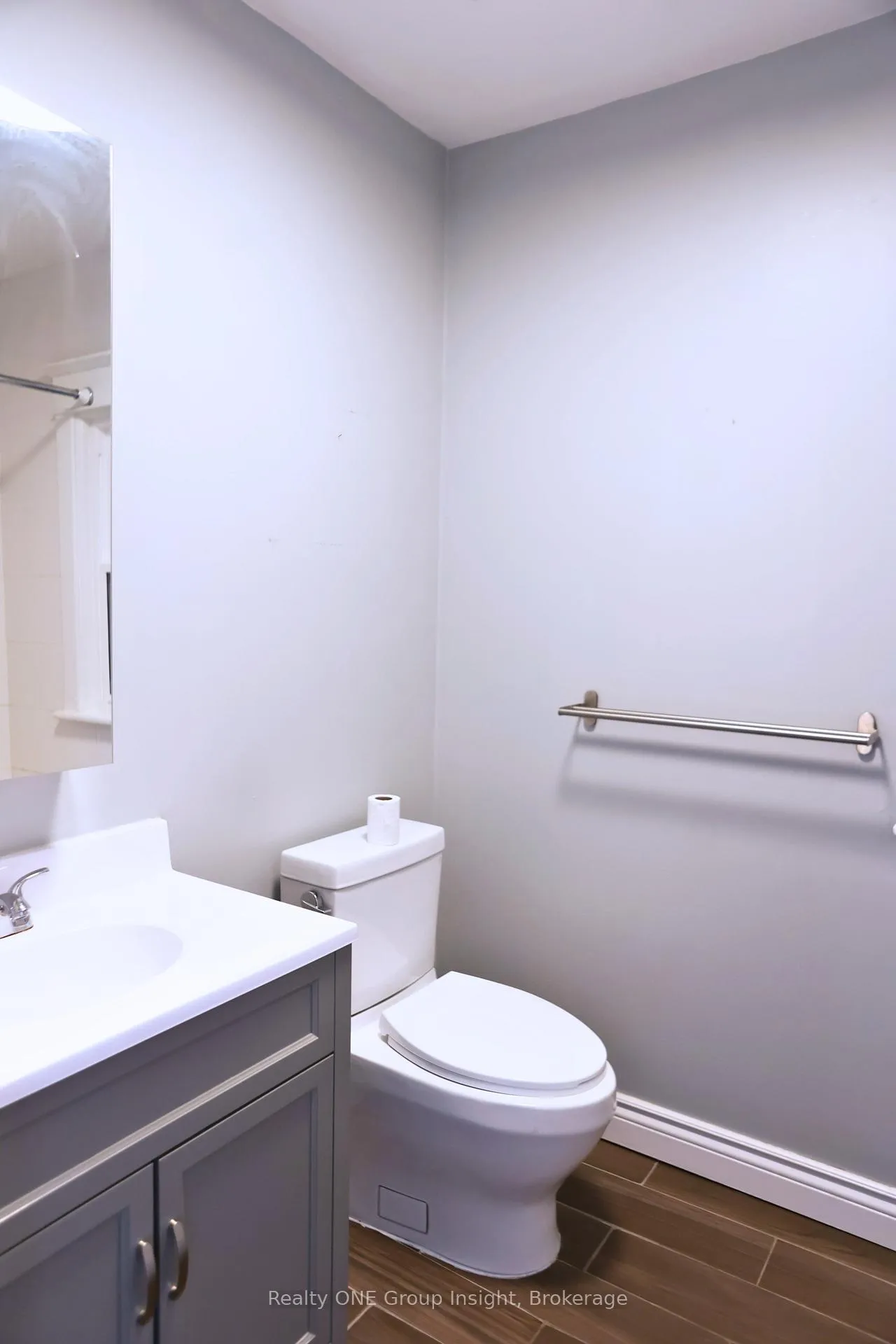 Photo 21 of 451 King William Street, Hamilton, Landsdale — HOMEH