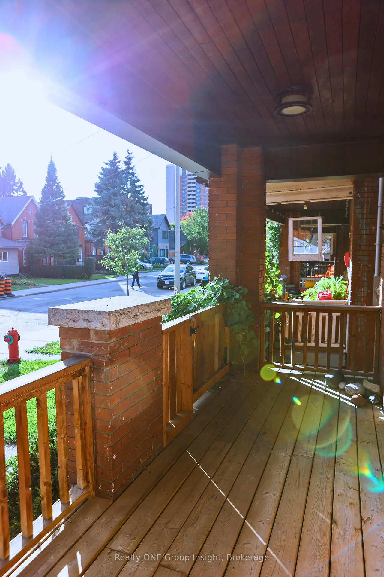 Photo 23 of 451 King William Street, Hamilton, Landsdale — HOMEH
