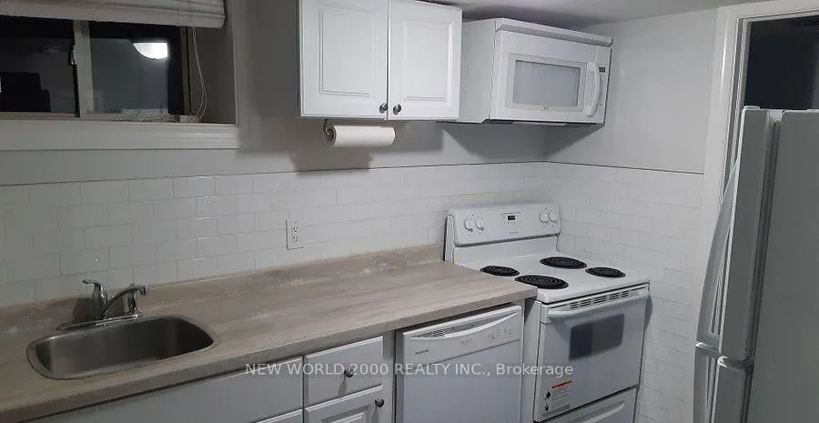 Photo 3 of Unit Basemen, 104 Billingsgate Crescent, Ajax, South East — HOMEH