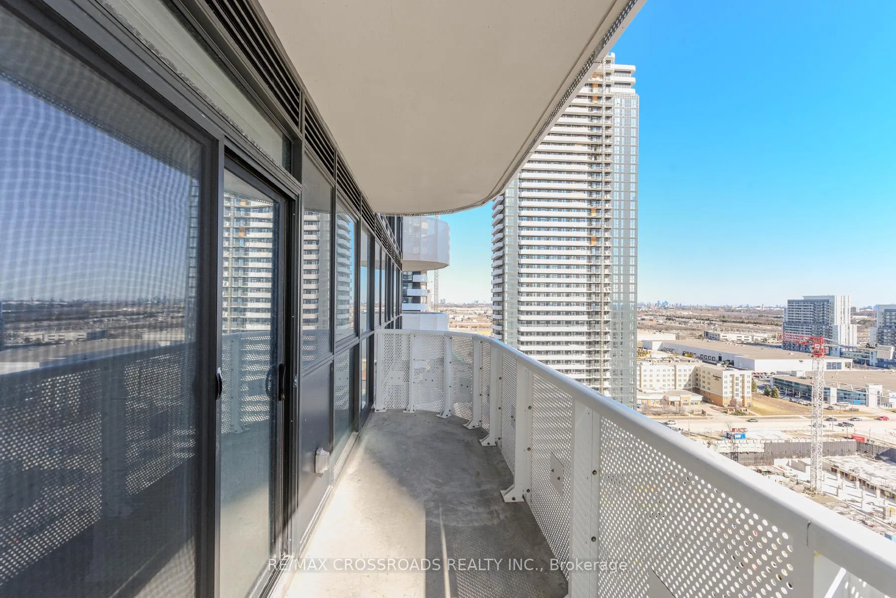 Photo 19 of Unit 2003, 225 Commerce Street, Vaughan, Vaughan Corporate Centre — HOMEH