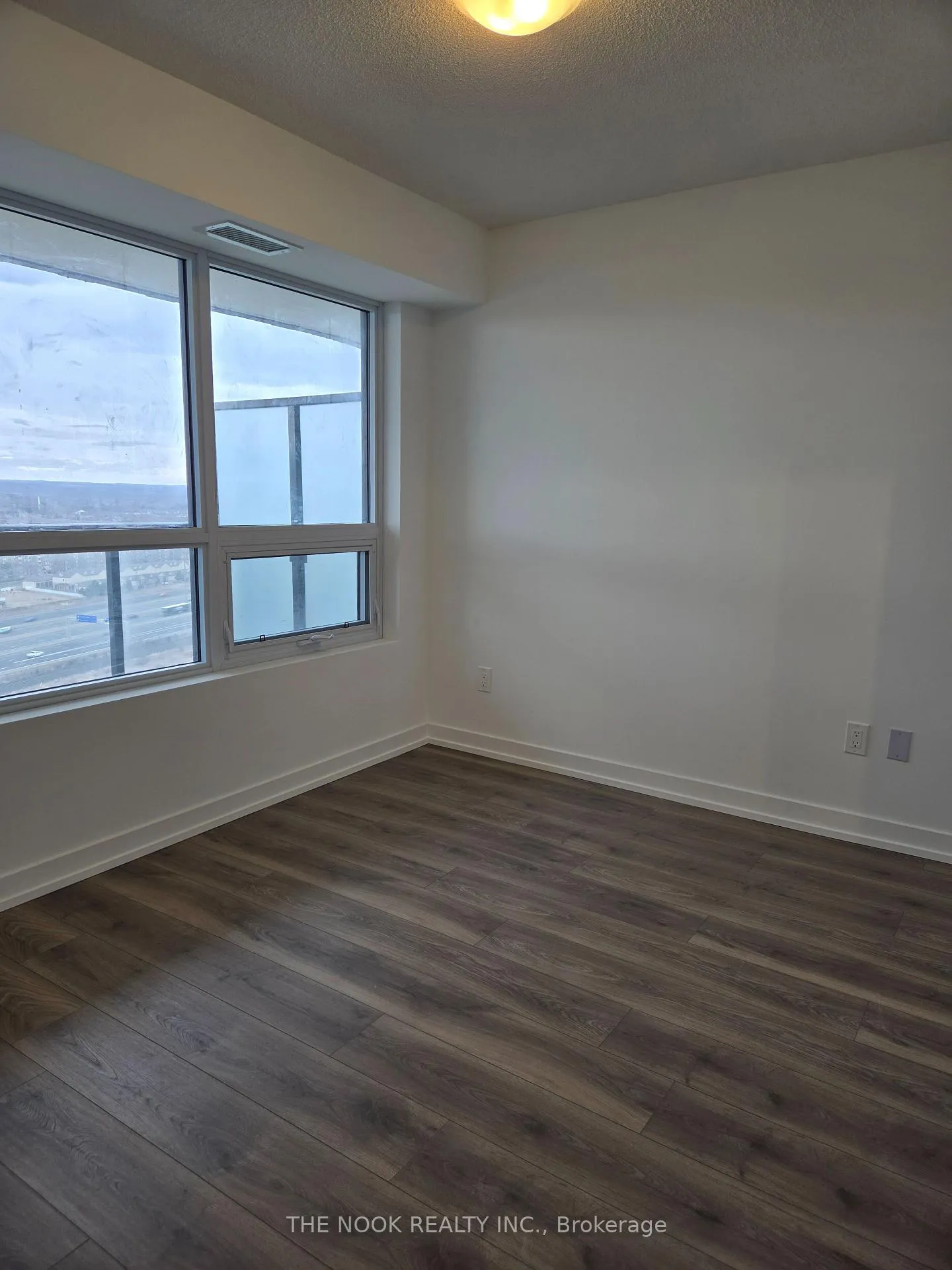 Photo 4 of Unit 2209, 1435 Celebration Drive, Pickering, Bay Ridges — HOMEH