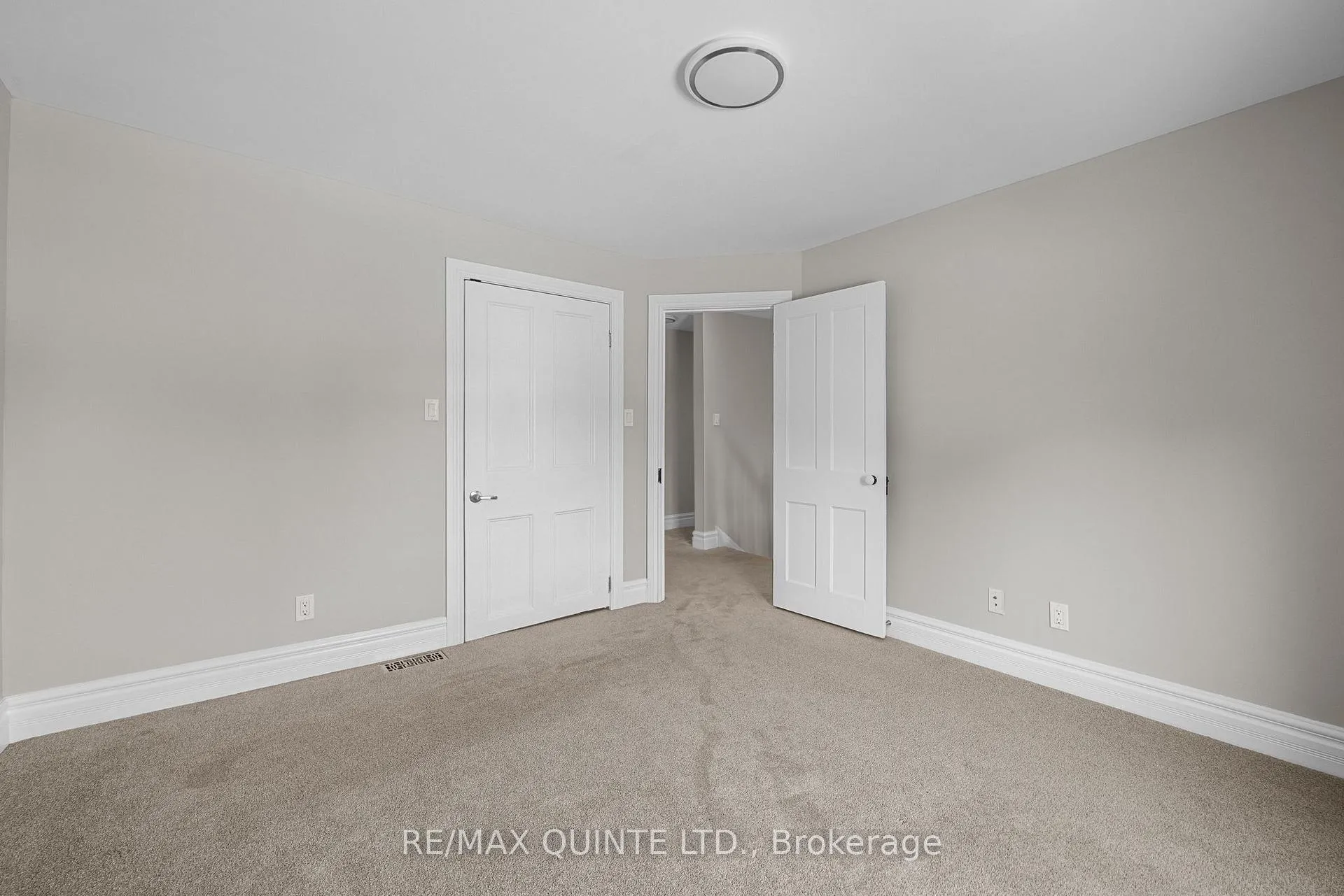Photo 20 of 14 Elm Street, Prince Edward County, Picton — HOMEH