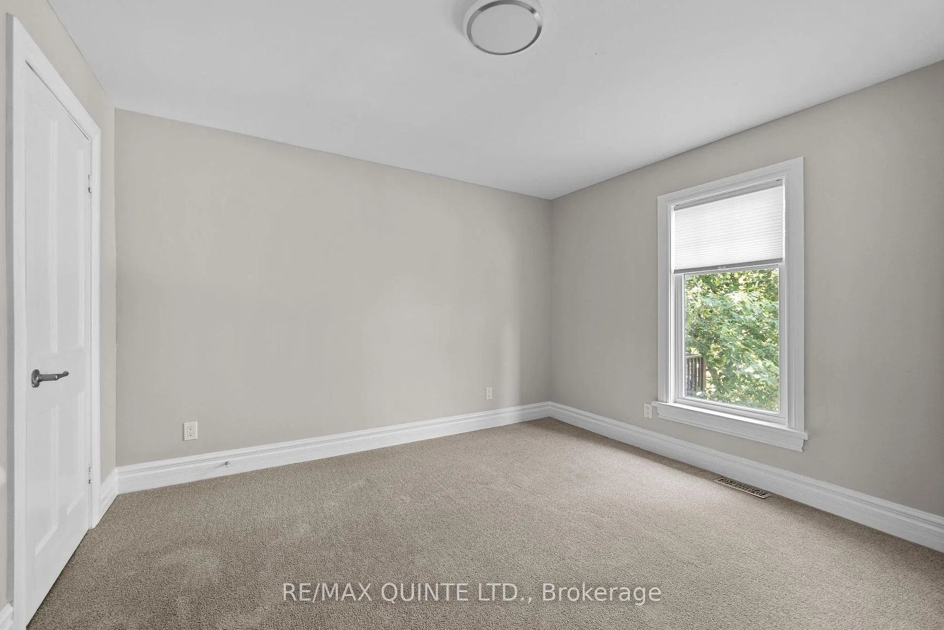 Photo 21 of 14 Elm Street, Prince Edward County, Picton — HOMEH