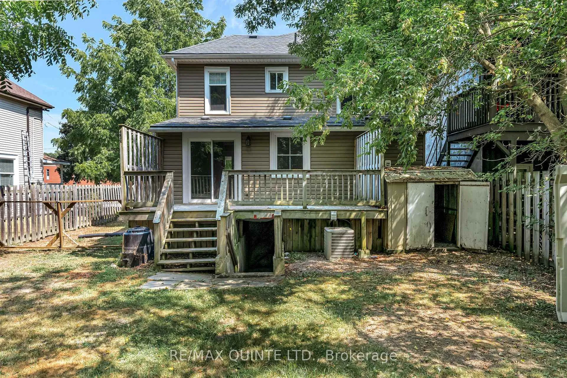 Photo 30 of 14 Elm Street, Prince Edward County, Picton — HOMEH