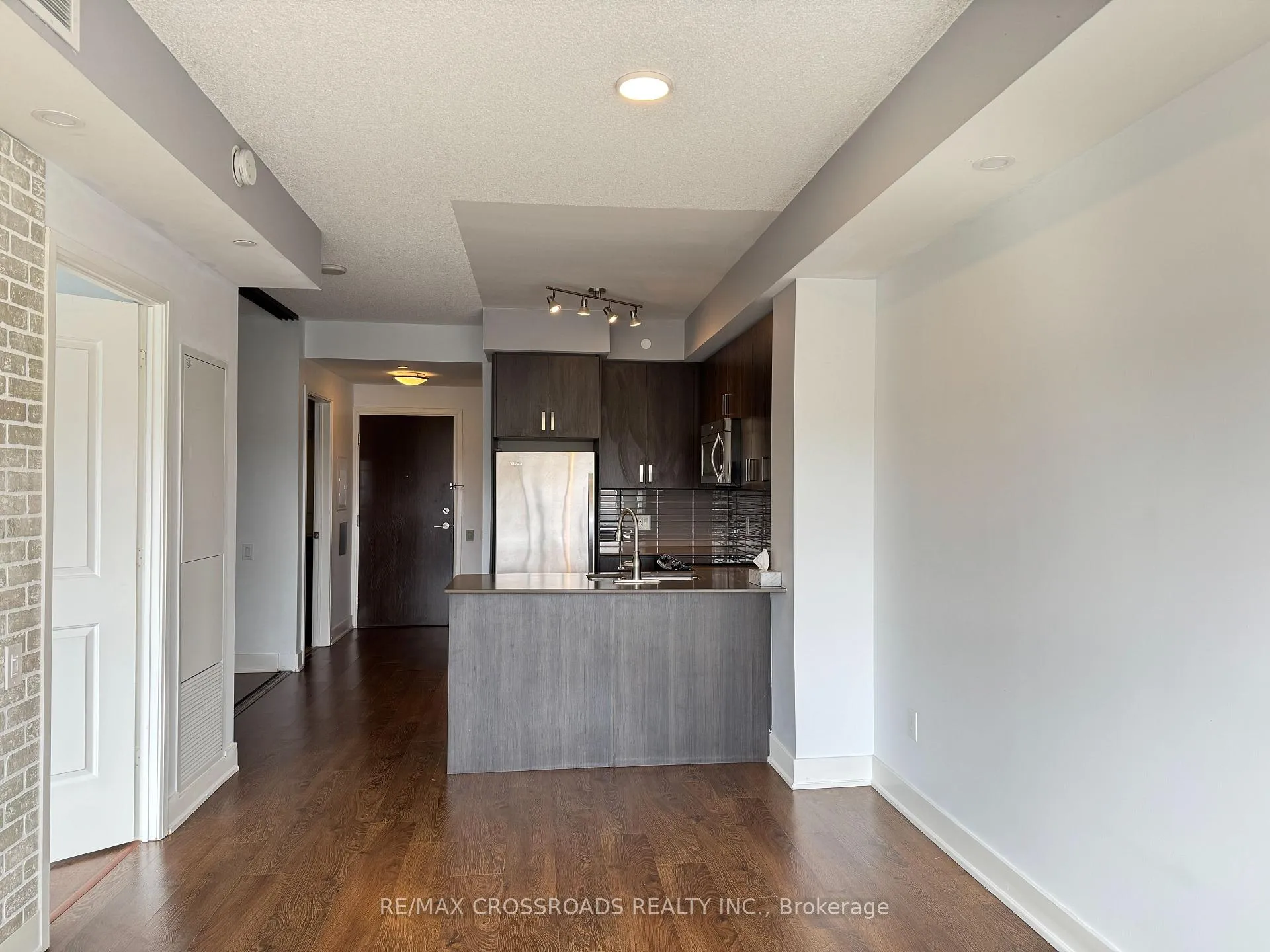 Photo 4 of Unit 616, 7608 Yonge Street, Vaughan, Crestwood-Springfarm-Yorkhill — HOMEH