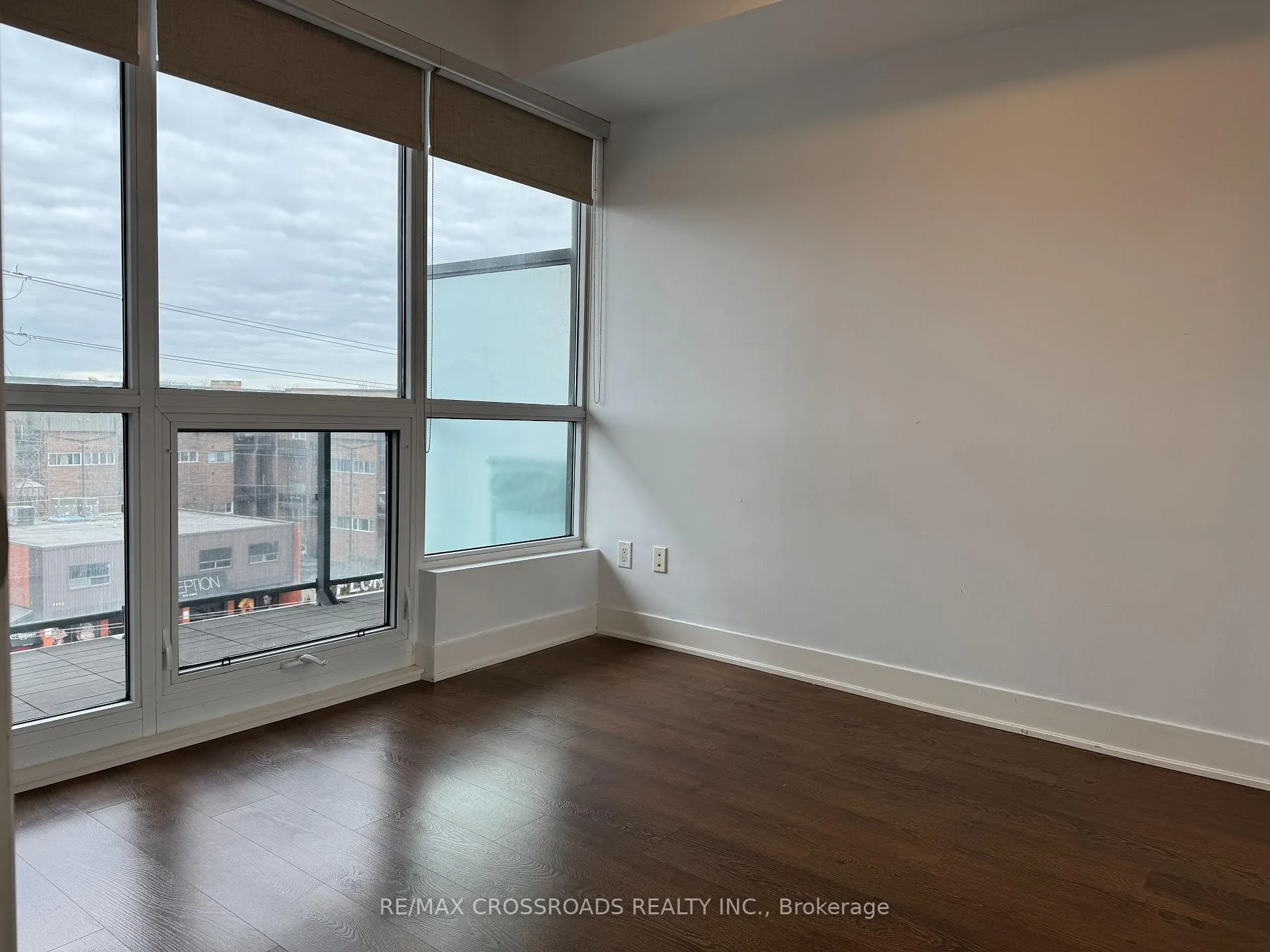 Photo 7 of Unit 616, 7608 Yonge Street, Vaughan, Crestwood-Springfarm-Yorkhill — HOMEH