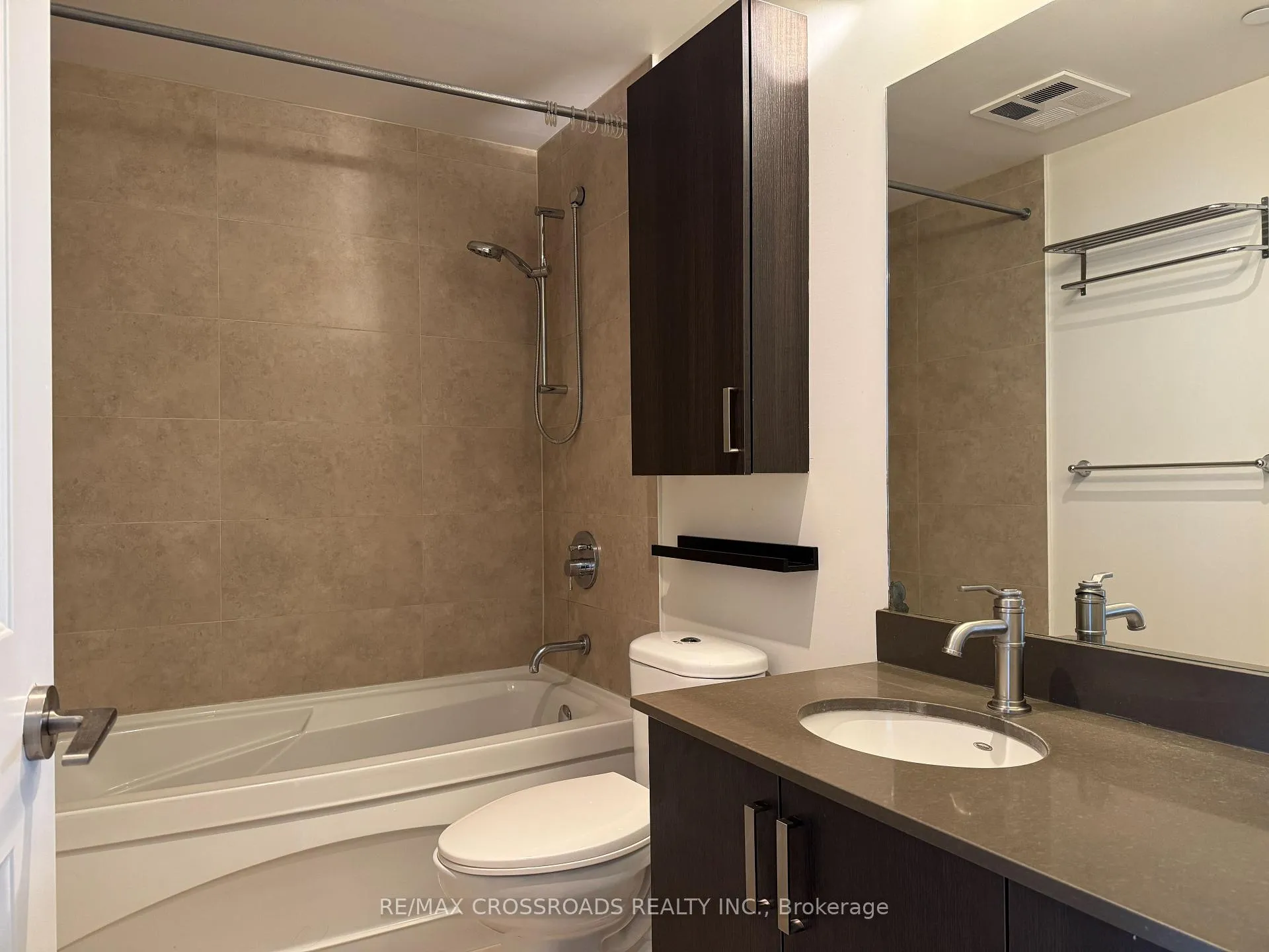 Photo 10 of Unit 616, 7608 Yonge Street, Vaughan, Crestwood-Springfarm-Yorkhill — HOMEH
