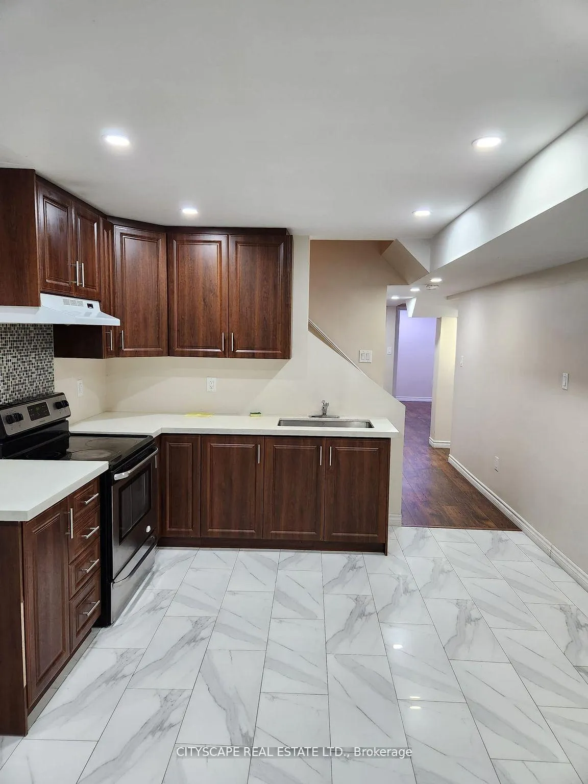 Photo 6 of Unit Bsmt, 151 Allegro Drive, Brampton, Credit Valley — HOMEH
