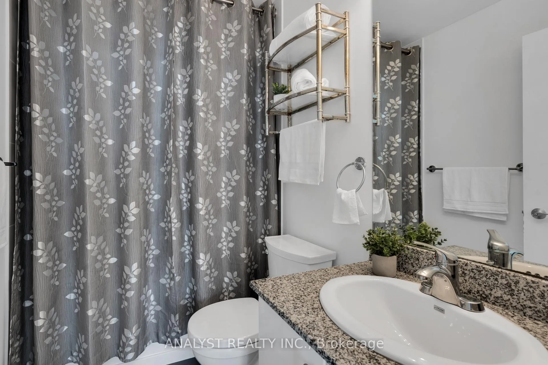 Photo 12 of Unit 2105, 2900 Highway 7, Vaughan, Concord — HOMEH