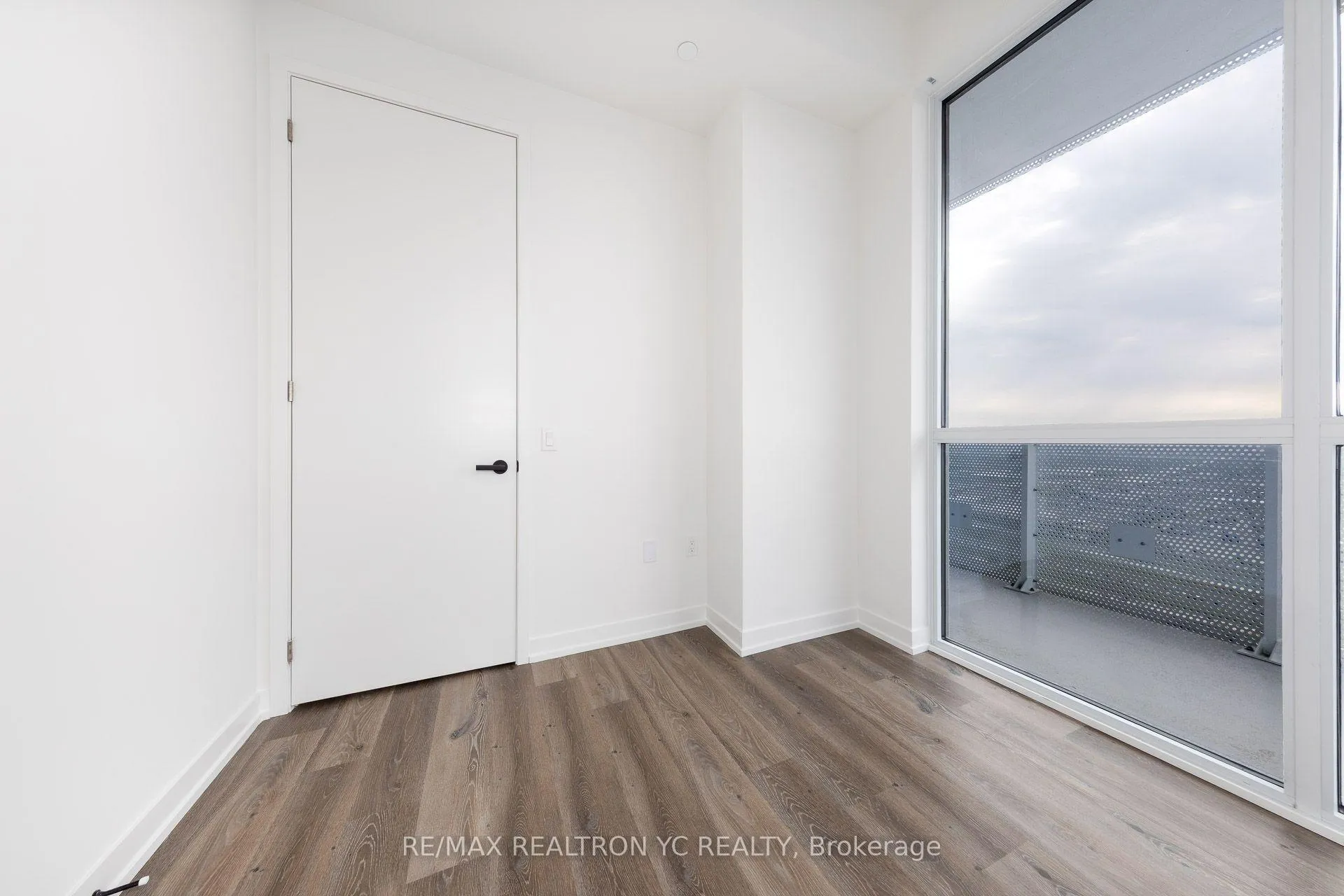 Photo 12 of Unit 4709, 225 Commerce Street, Vaughan, Vaughan Corporate Centre — HOMEH