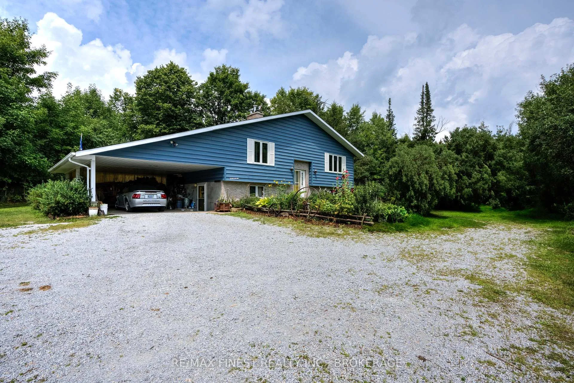 Photo 3 of 15913 Road 509, Frontenac, Frontenac Centre — HOMEH