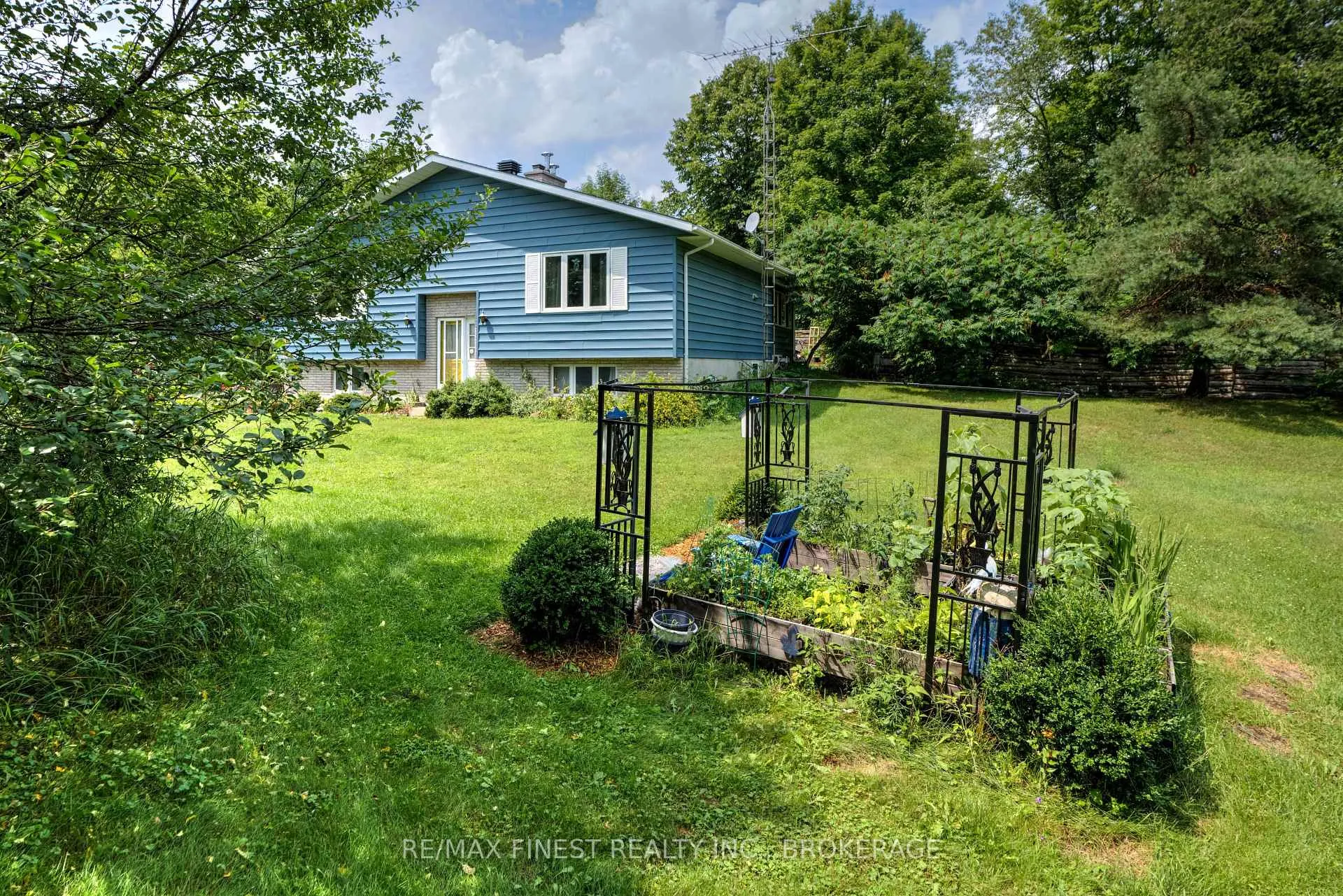 Photo 5 of 15913 Road 509, Frontenac, Frontenac Centre — HOMEH