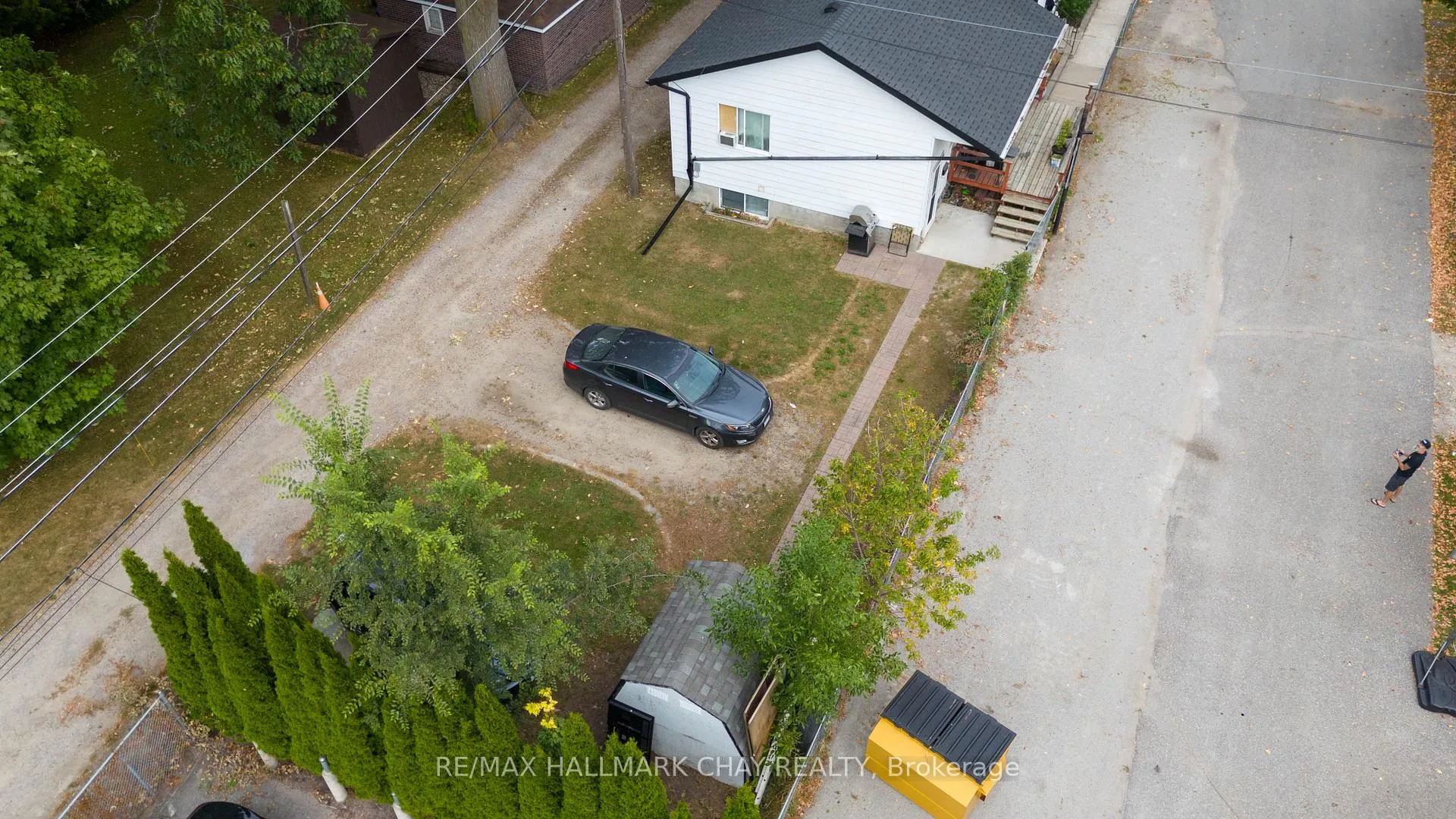 Photo 9 of 8 Maria Street, Springwater, Elmvale — HOMEH