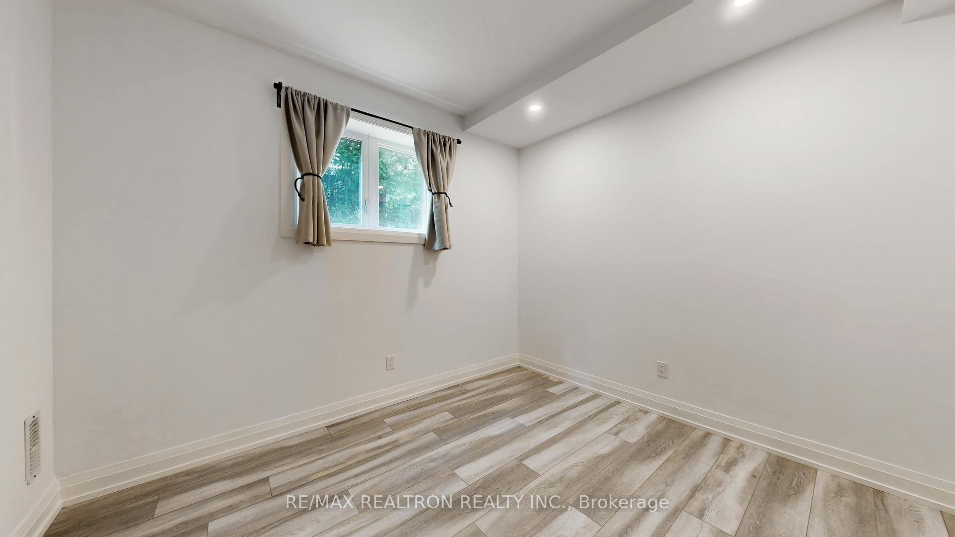 Photo 34 of 785 Sedore Avenue, Georgina, Sutton & Jackson's Point — HOMEH