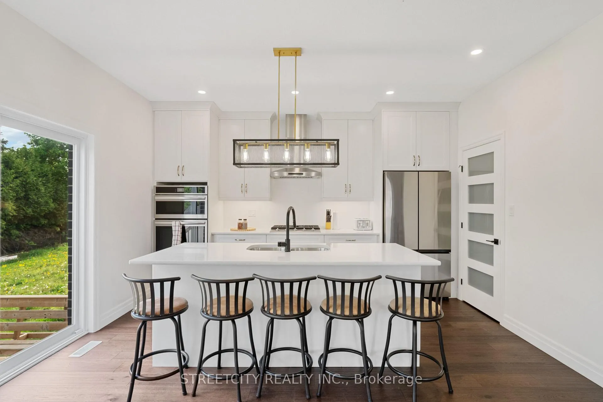 Photo 14 of 101 Basil Crescent, Middlesex Centre, Ilderton — HOMEH