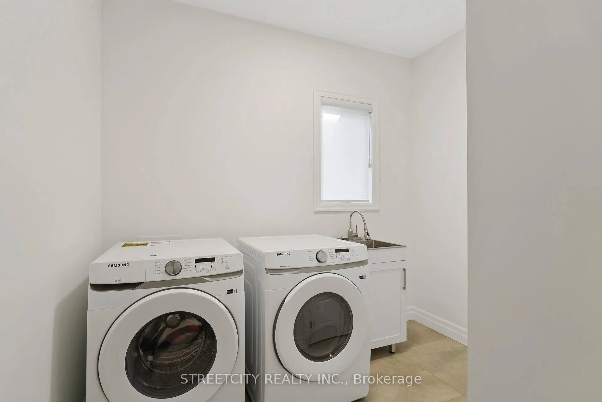 Photo 21 of 101 Basil Crescent, Middlesex Centre, Ilderton — HOMEH