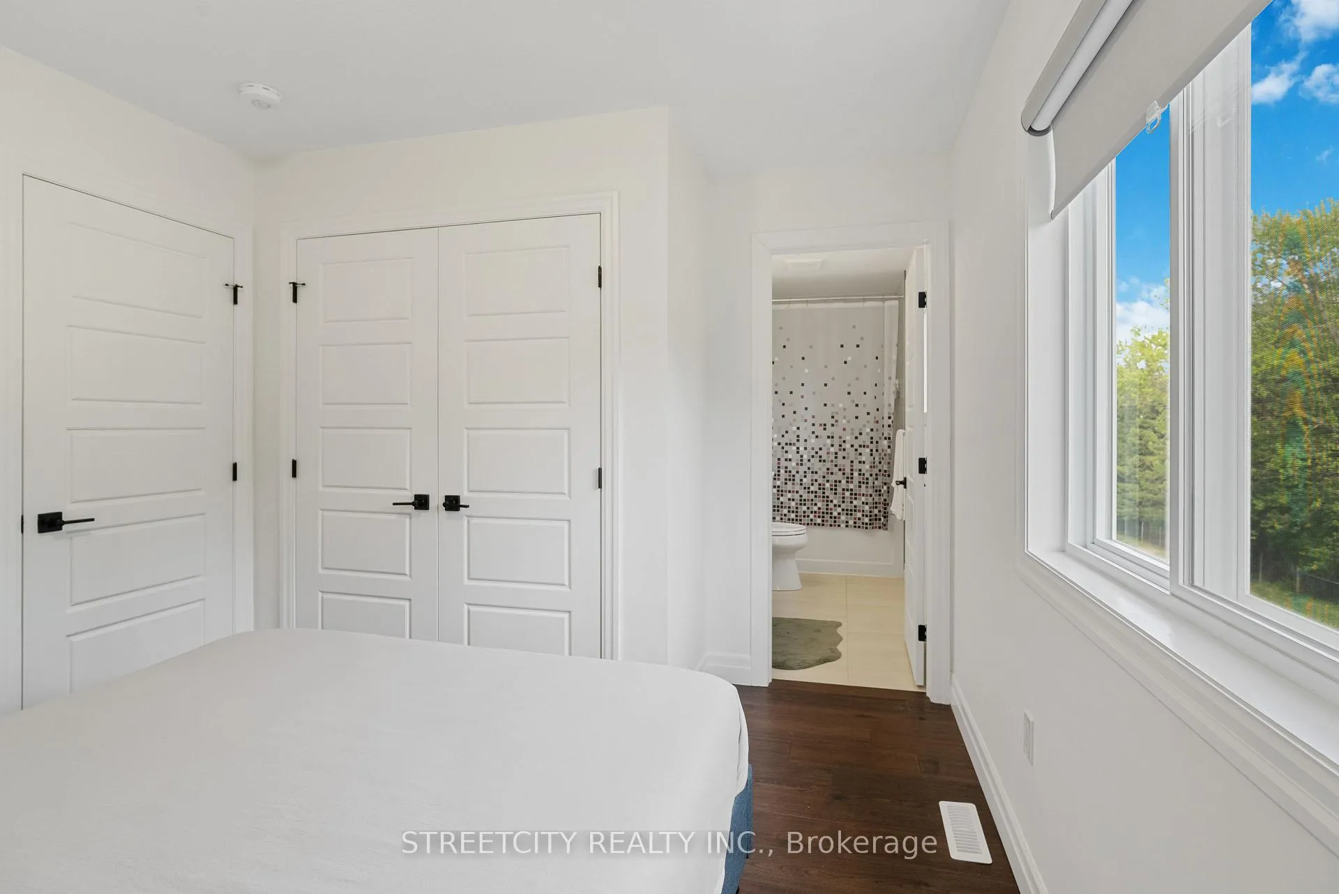 Photo 35 of 101 Basil Crescent, Middlesex Centre, Ilderton — HOMEH