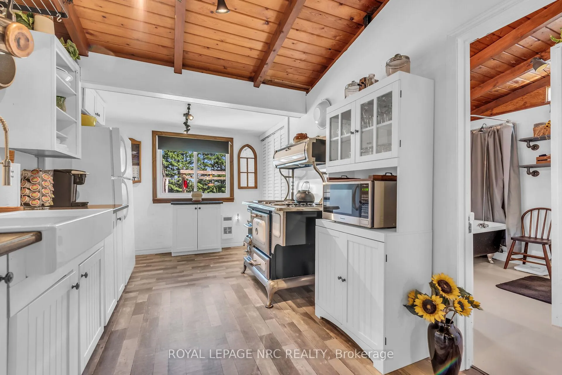 Photo 16 of 14 Anchor Lane, Haldimand, Dunnville — HOMEH