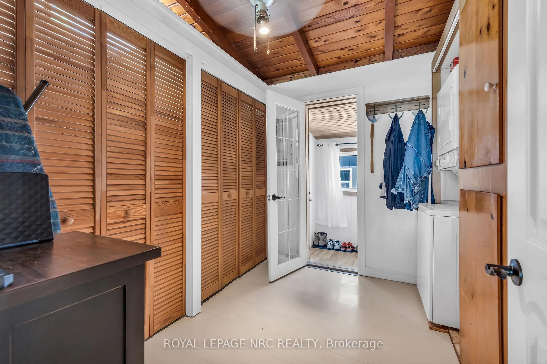 Photo 24 of 14 Anchor Lane, Haldimand, Dunnville — HOMEH
