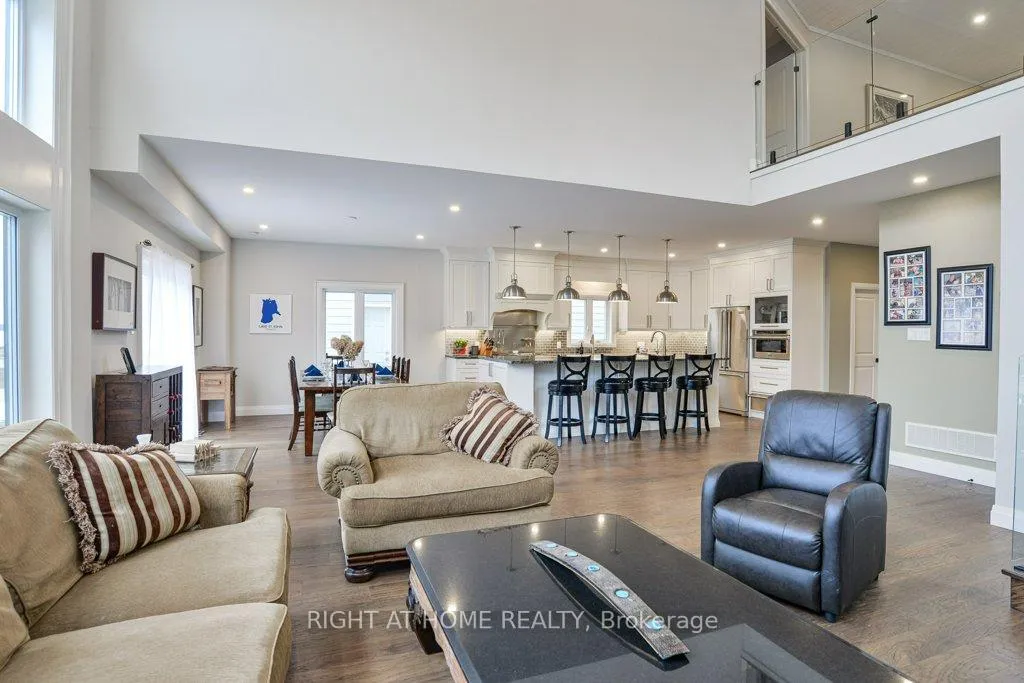 Photo 10 of 45 Rosy Beach Court E, Ramara, Rural Ramara — HOMEH
