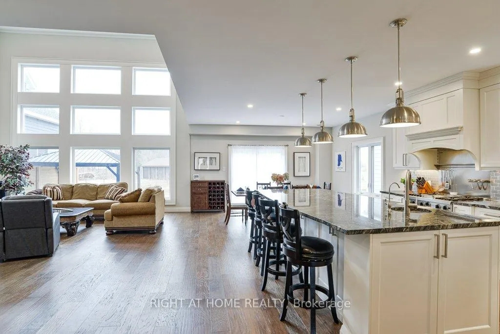 Photo 13 of 45 Rosy Beach Court E, Ramara, Rural Ramara — HOMEH