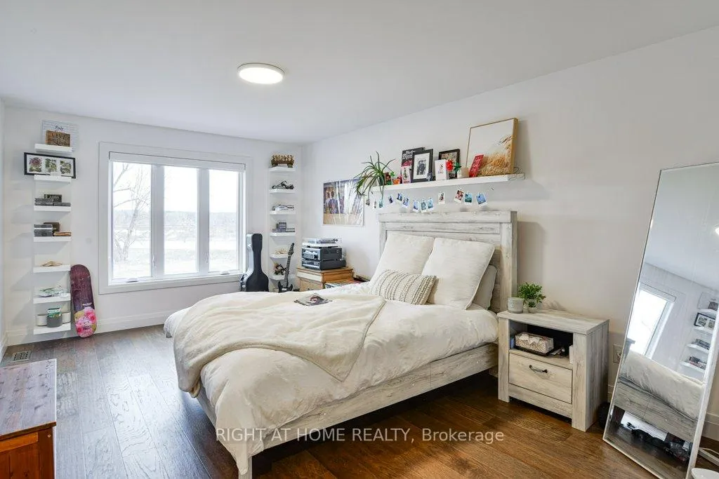 Photo 24 of 45 Rosy Beach Court E, Ramara, Rural Ramara — HOMEH