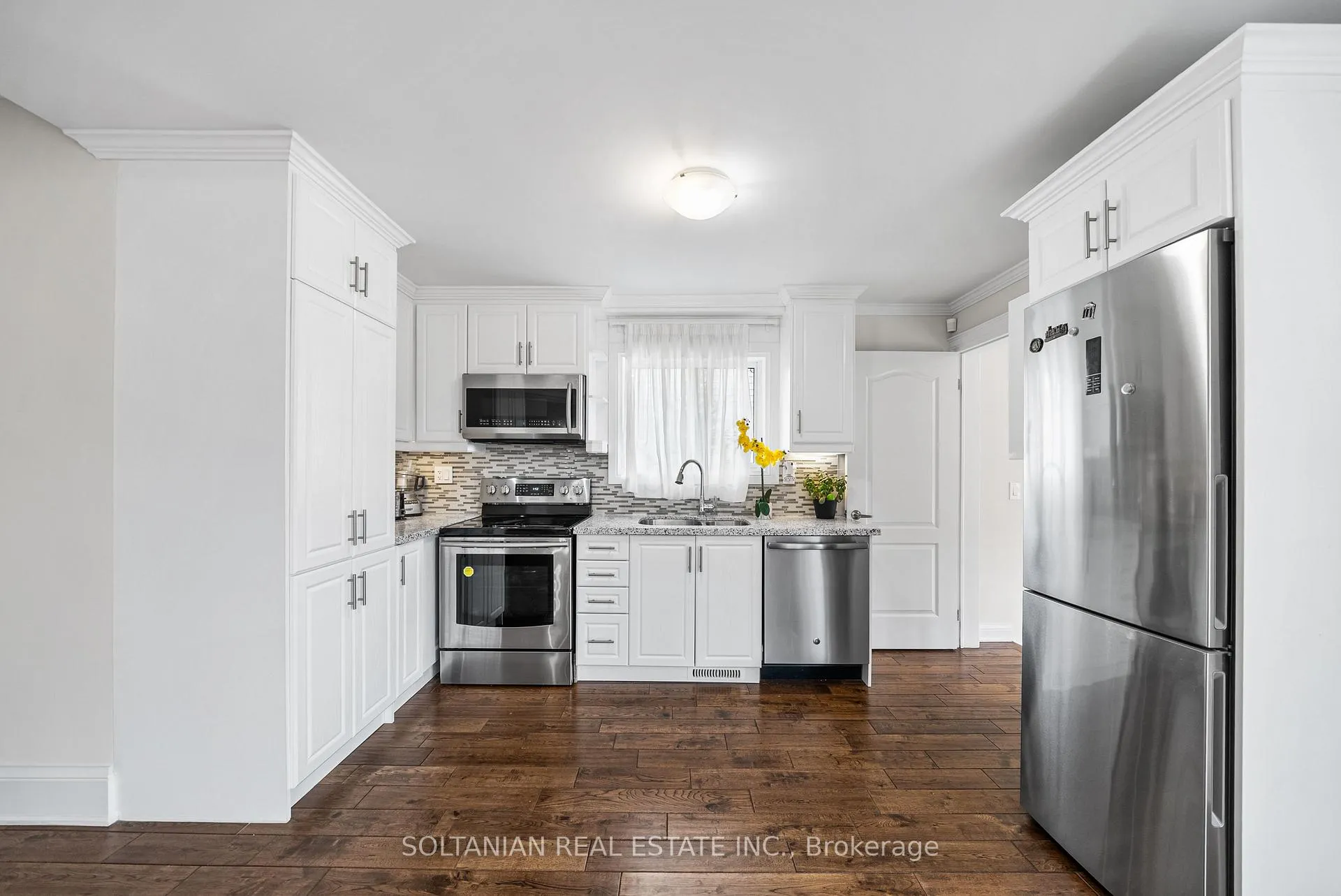 Photo 8 of 150 John Street, Markham, Thornhill — HOMEH