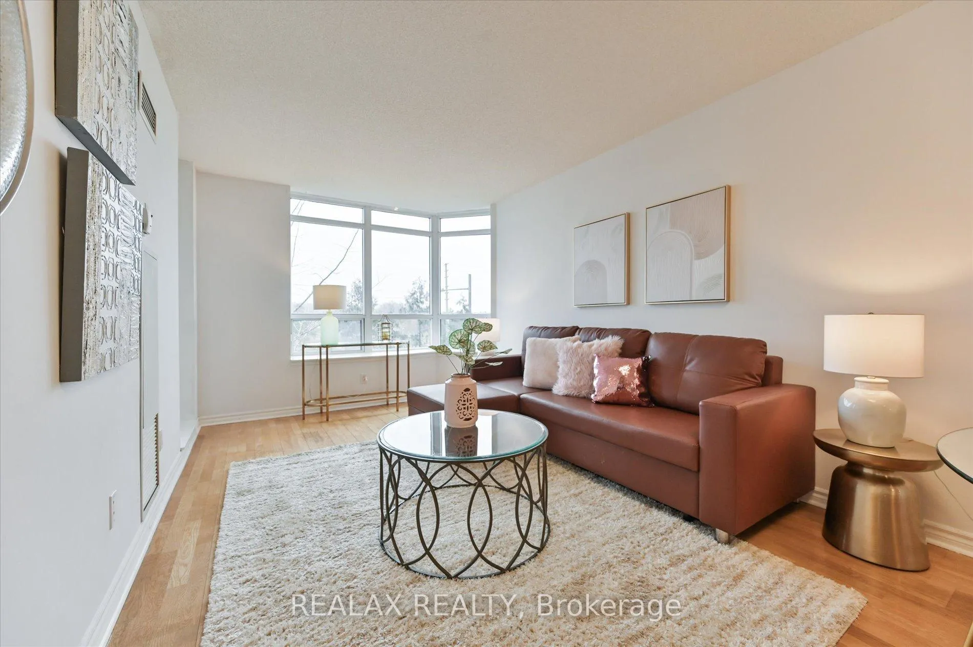Photo 17 of Unit 302, 130 Pond Drive, Markham, Commerce Valley — HOMEH