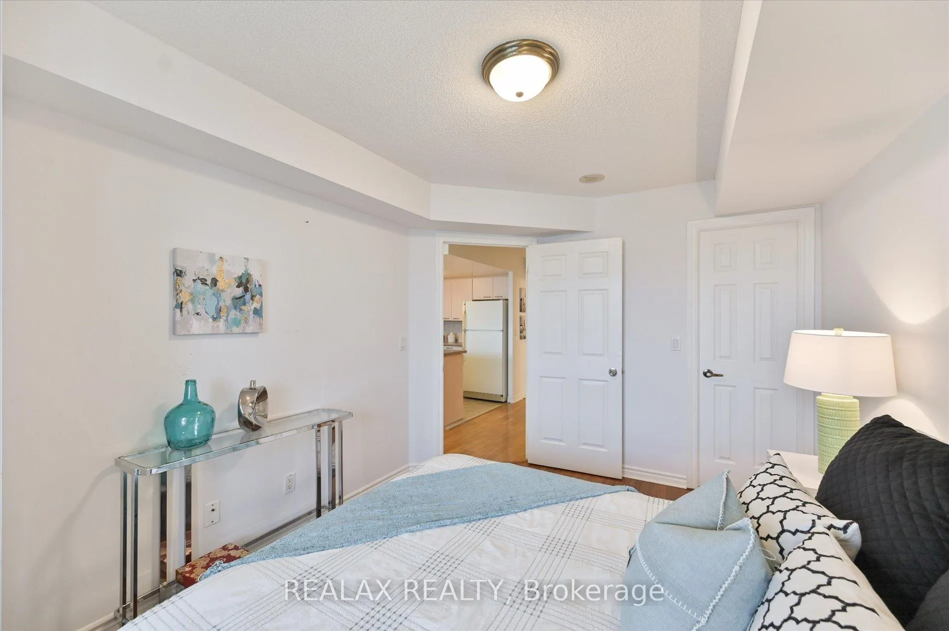 Photo 21 of Unit 302, 130 Pond Drive, Markham, Commerce Valley — HOMEH