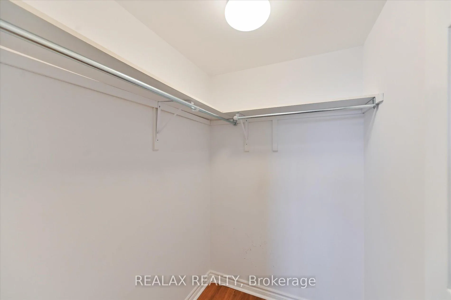 Photo 23 of Unit 302, 130 Pond Drive, Markham, Commerce Valley — HOMEH
