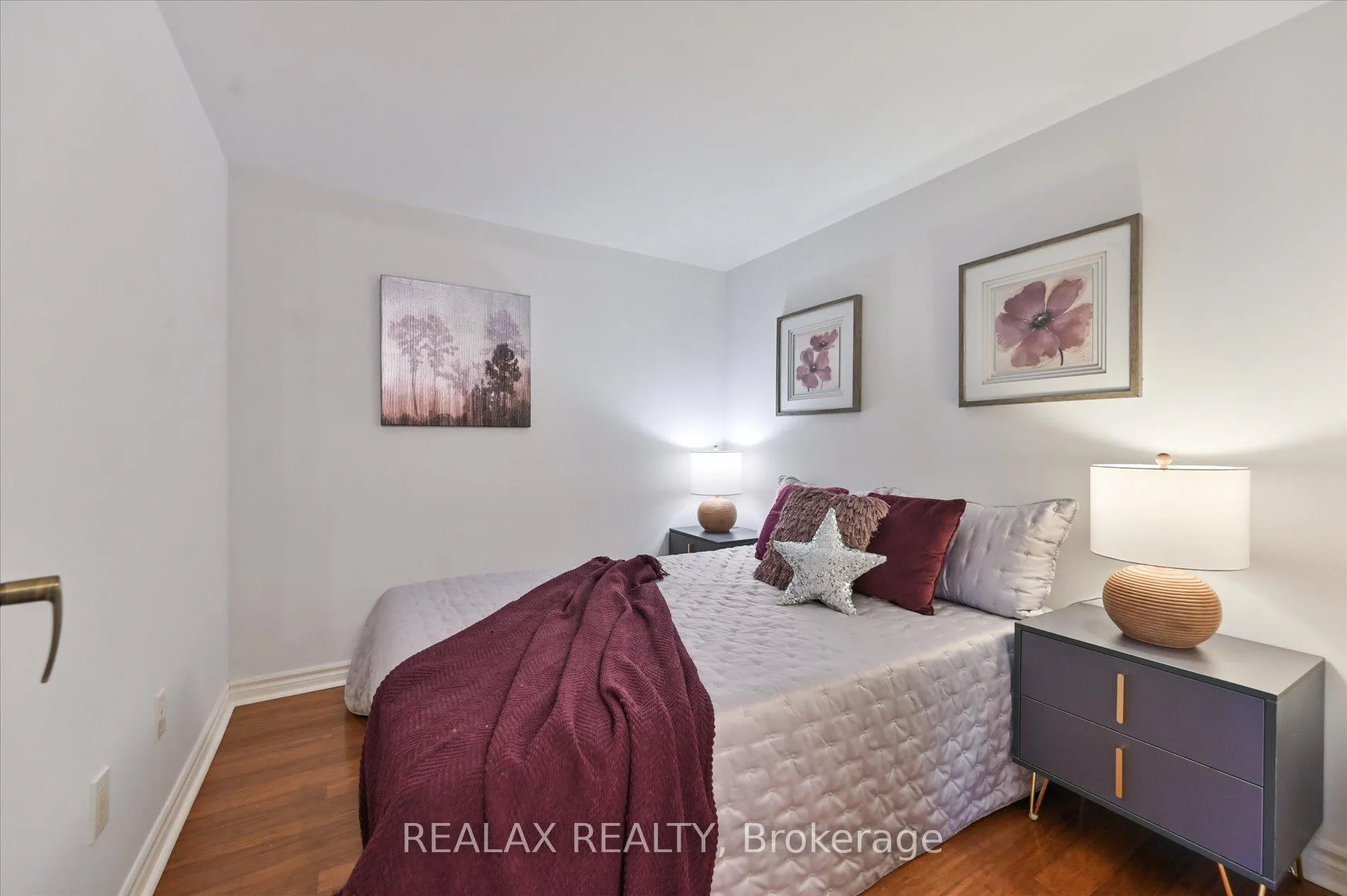 Photo 24 of Unit 302, 130 Pond Drive, Markham, Commerce Valley — HOMEH