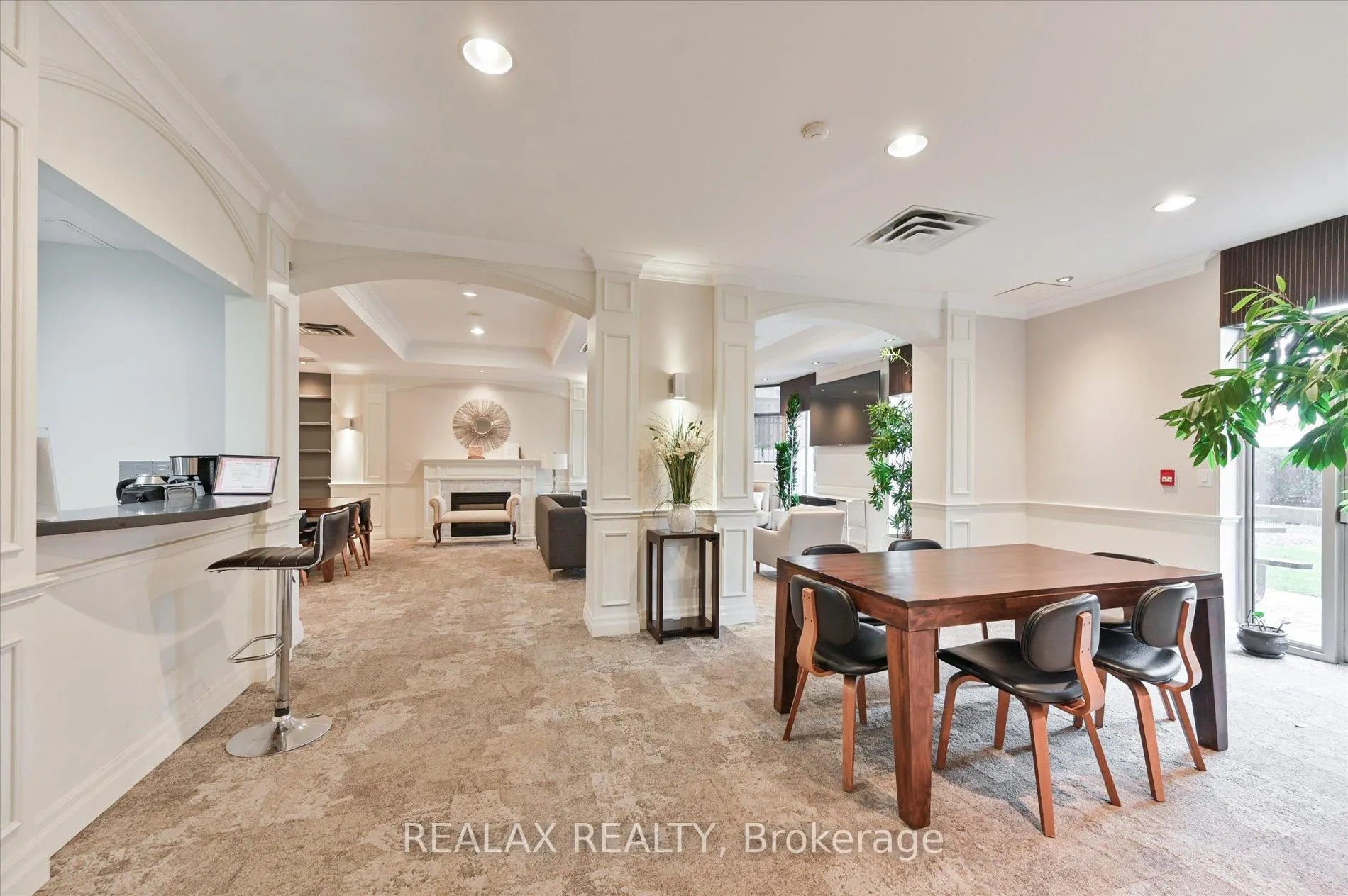Photo 32 of Unit 302, 130 Pond Drive, Markham, Commerce Valley — HOMEH