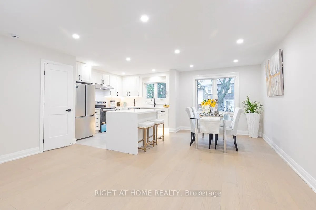 Photo 3 of Unit 176, 160 Palmdale Drive, Scarborough, Tam O'Shanter-Sullivan — HOMEH