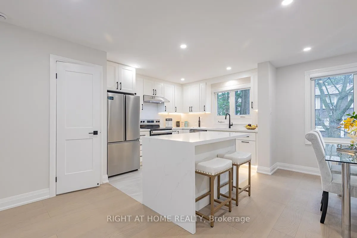 Photo 4 of Unit 176, 160 Palmdale Drive, Scarborough, Tam O'Shanter-Sullivan — HOMEH