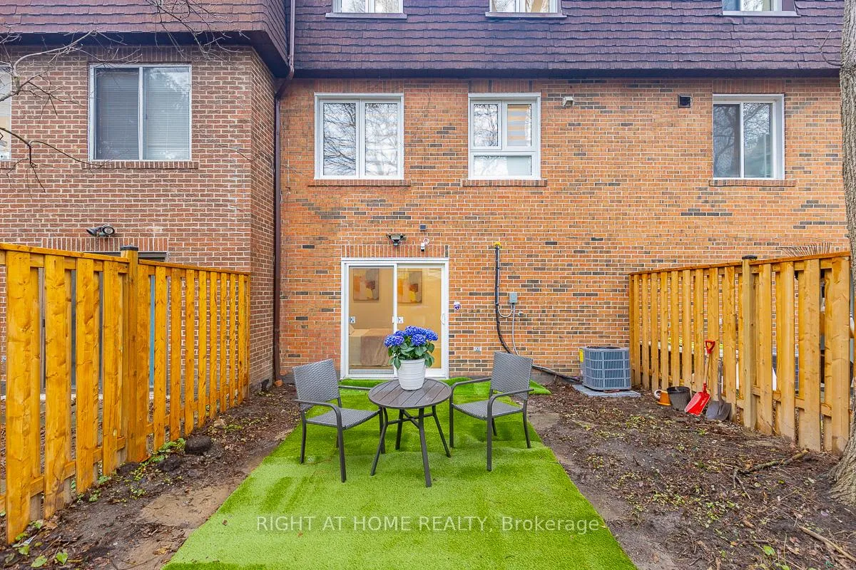 Photo 16 of Unit 176, 160 Palmdale Drive, Scarborough, Tam O'Shanter-Sullivan — HOMEH