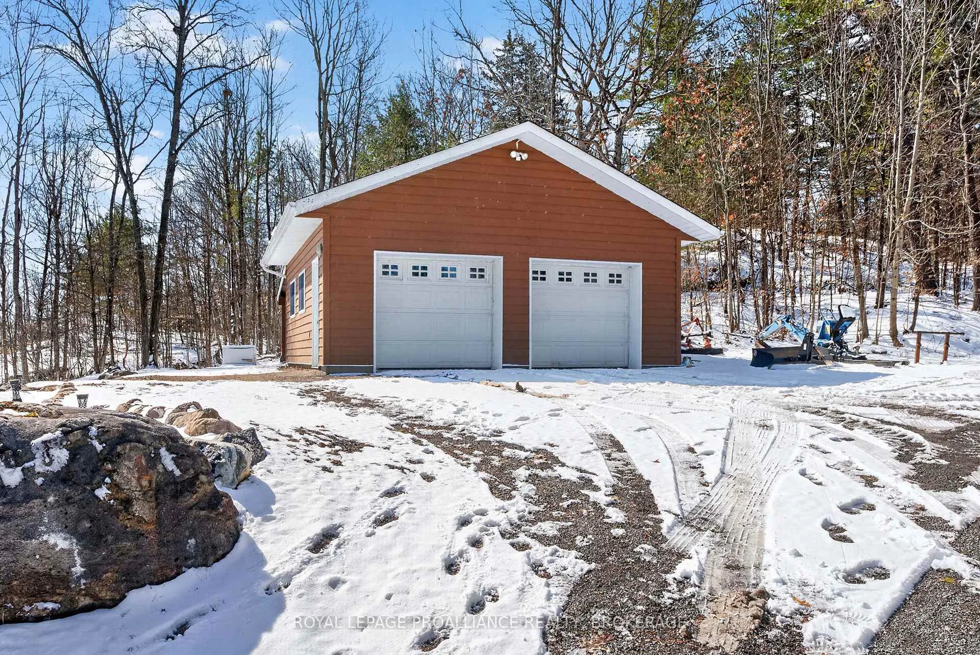 Photo 53 of 606 Whites Point Road, Rideau Lakes, Rideau Lakes (South Crosby) Twp — HOMEH
