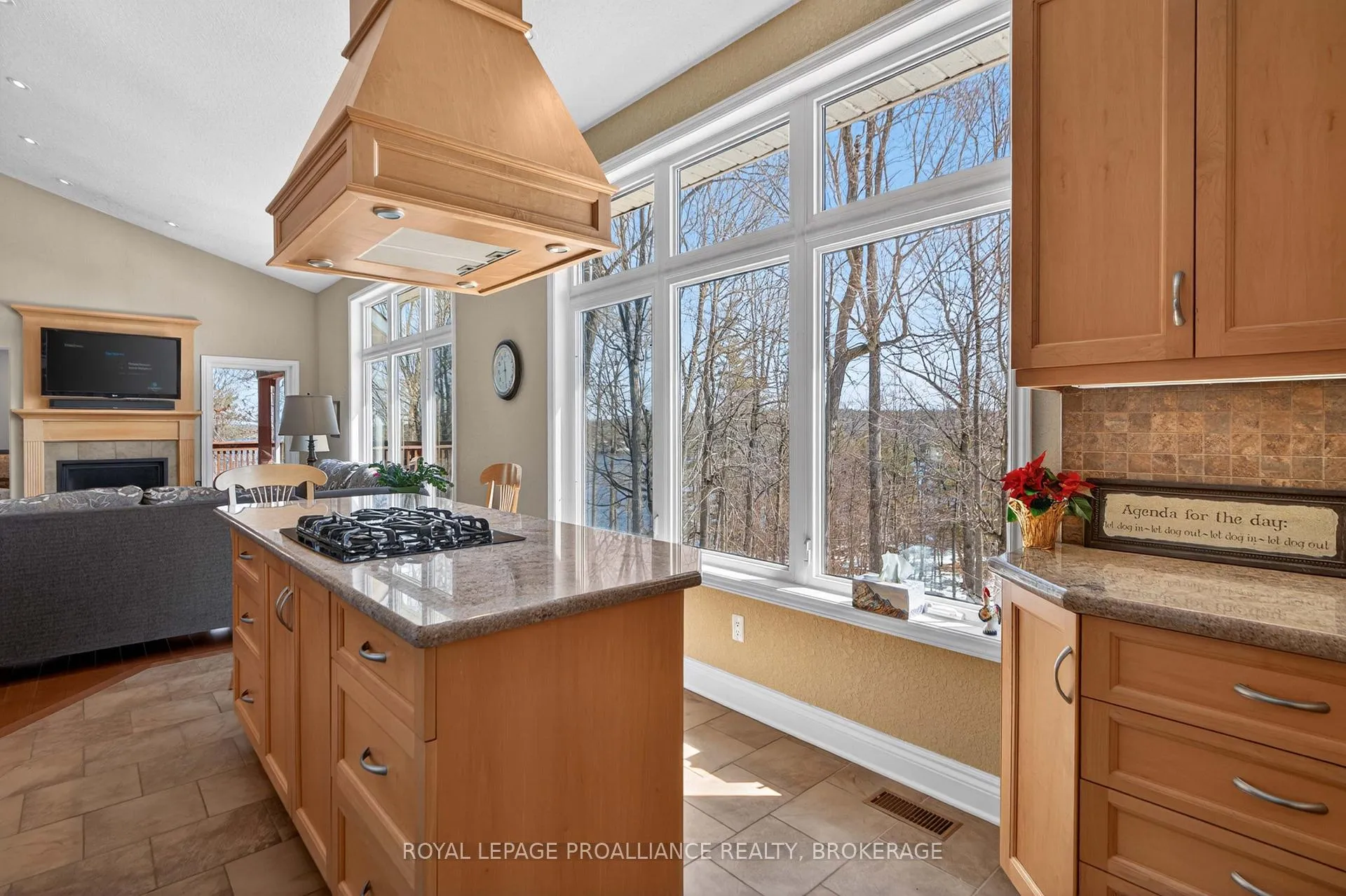 Photo 68 of 606 Whites Point Road, Rideau Lakes, Rideau Lakes (South Crosby) Twp — HOMEH