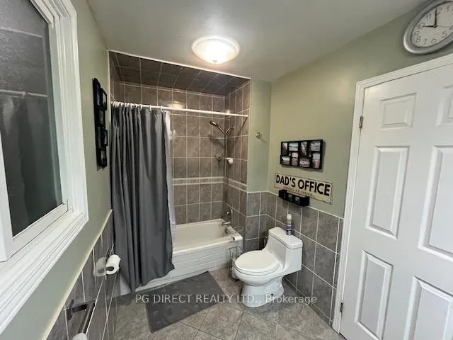 Photo 11 of 234 Thunderbird Drive, Waterloo — HOMEH