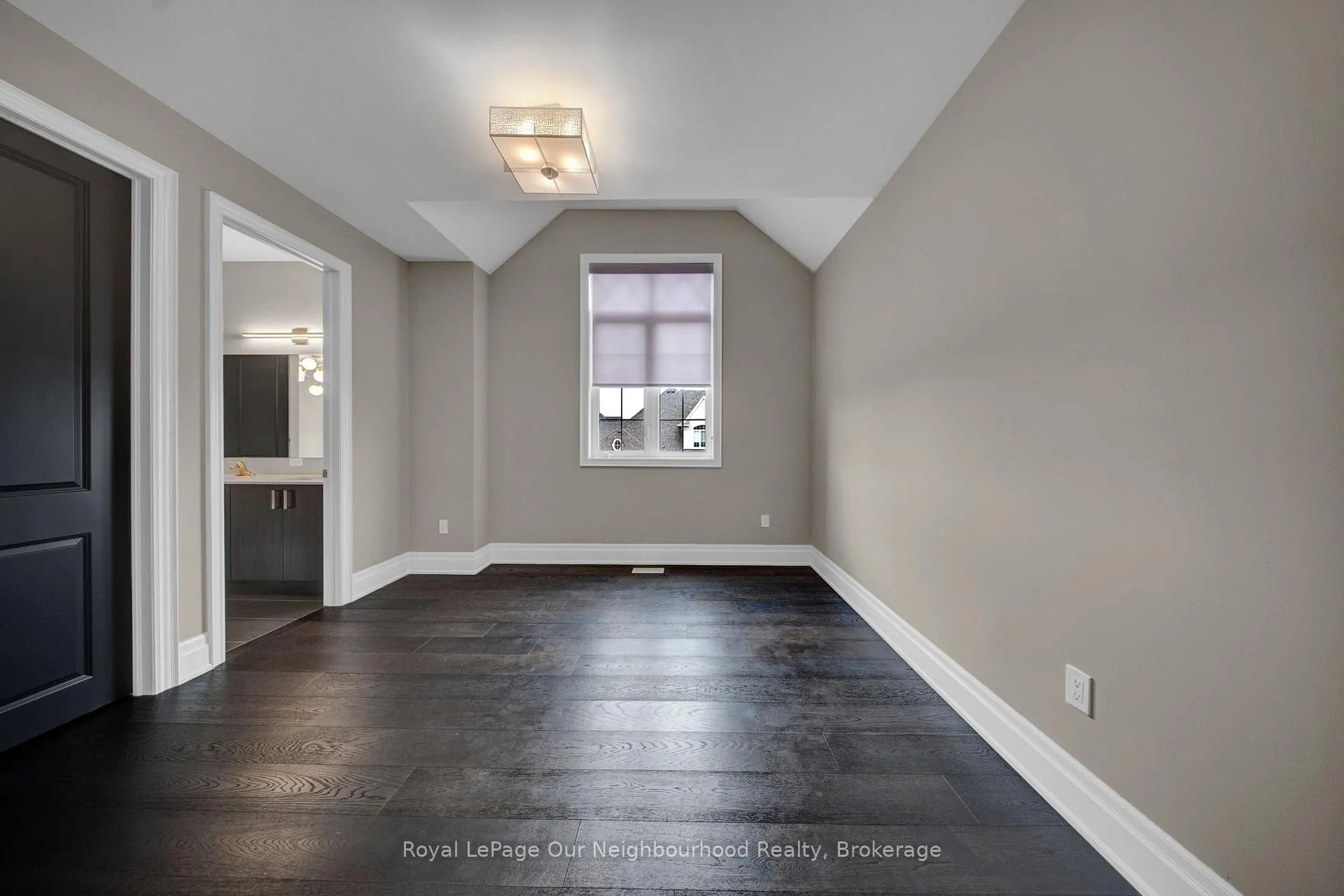 Photo 34 of 7 Starrett Street, King, Nobleton — HOMEH