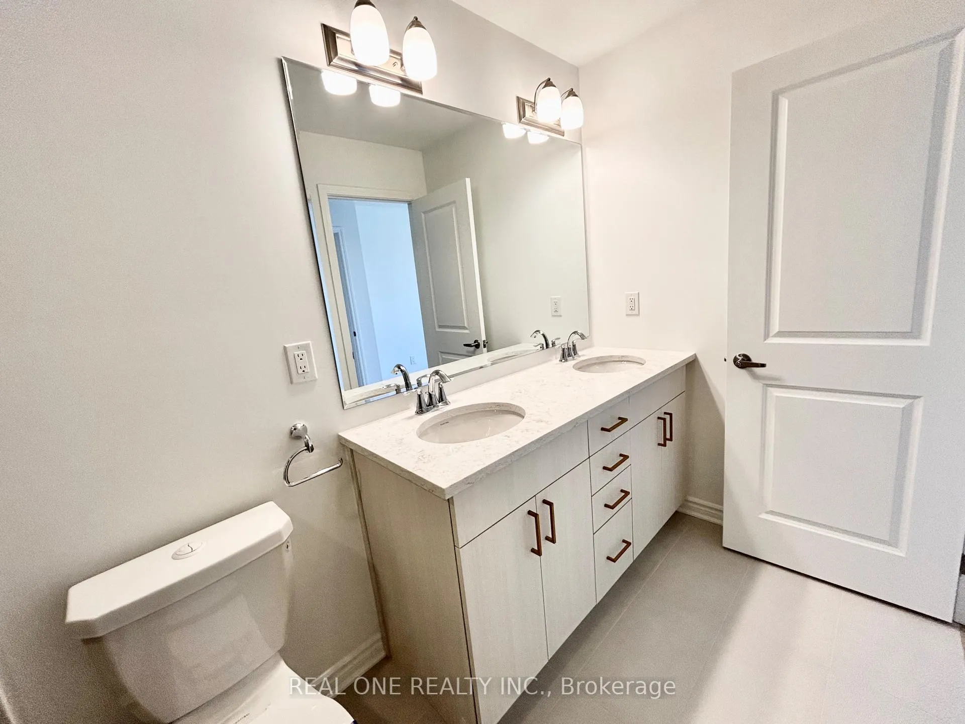 Photo 25 of 122 Avani Avenue, Markham, Rural Markham — HOMEH