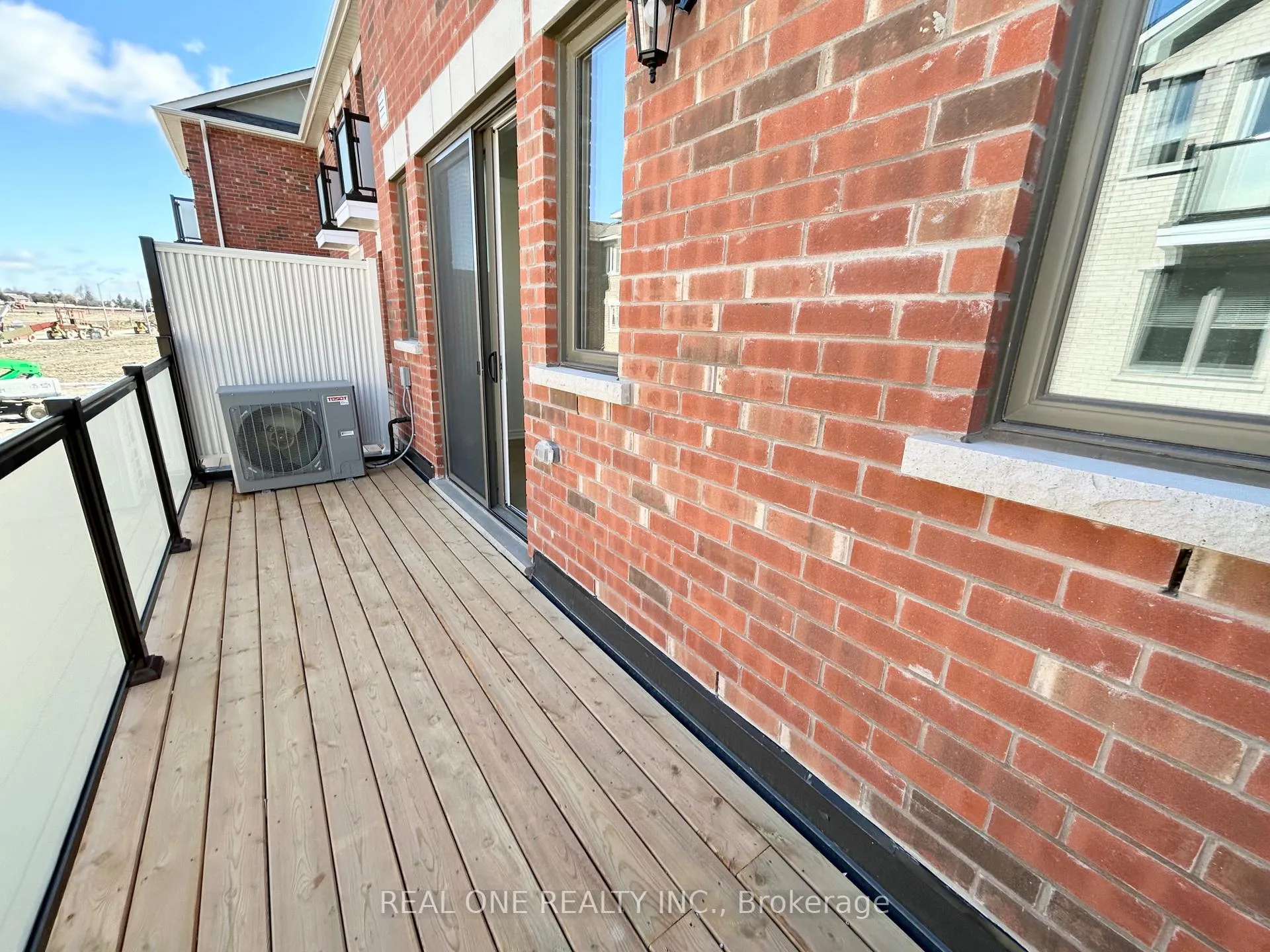 Photo 35 of 122 Avani Avenue, Markham, Rural Markham — HOMEH
