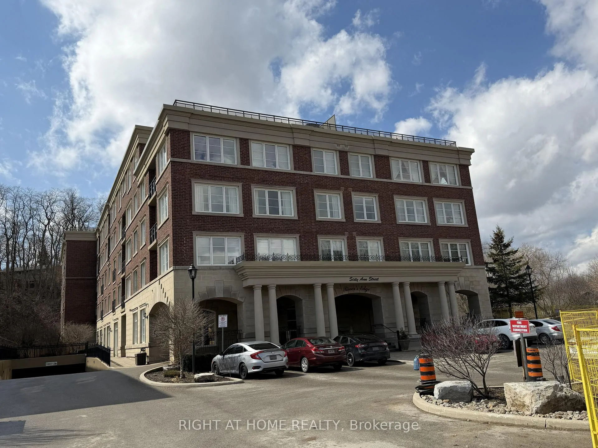 Front of Unit 309, 60 Ann Street