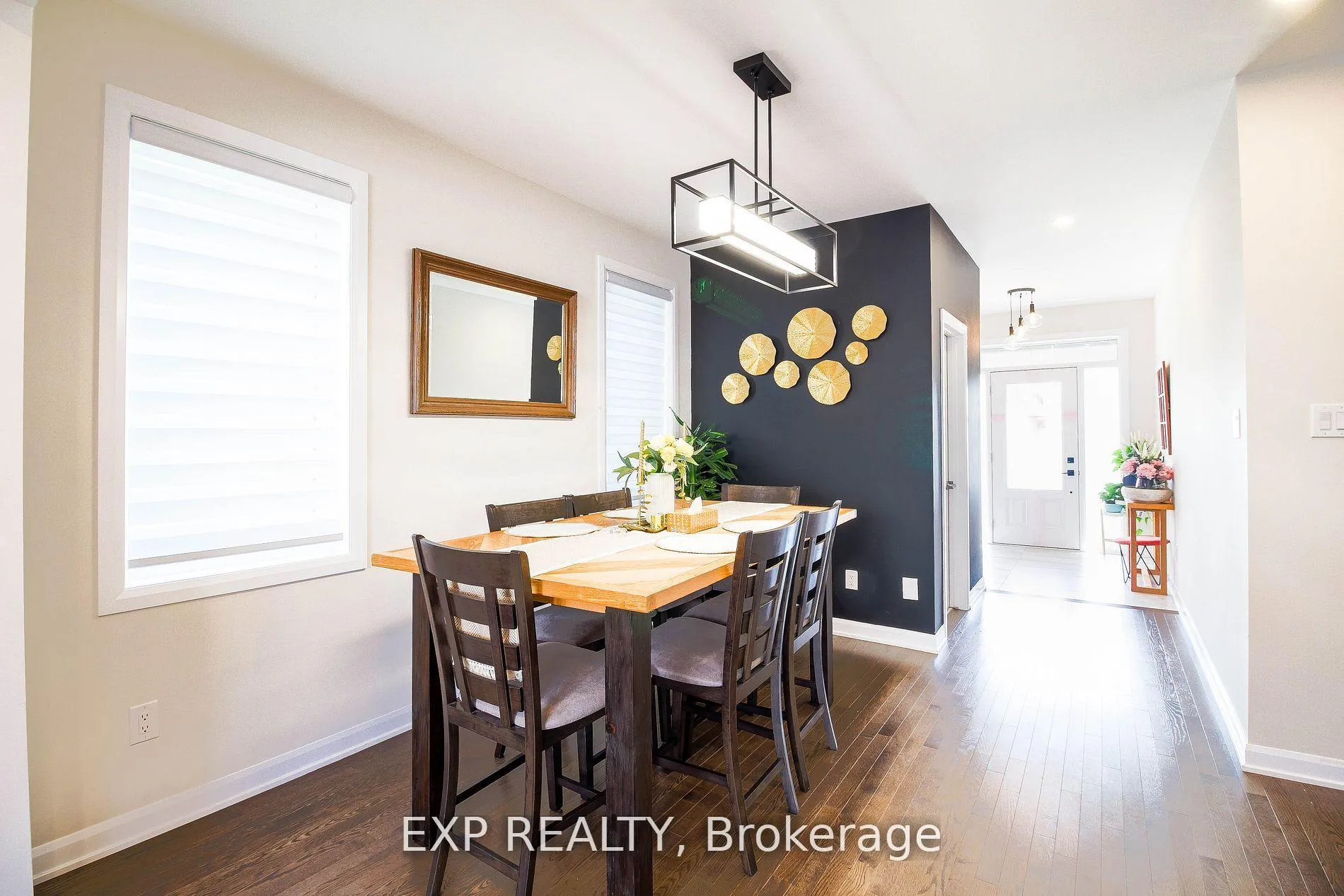 Photo 3 of 758 Cappamore Drive, Ottawa, Barrhaven - Half Moon Bay — HOMEH