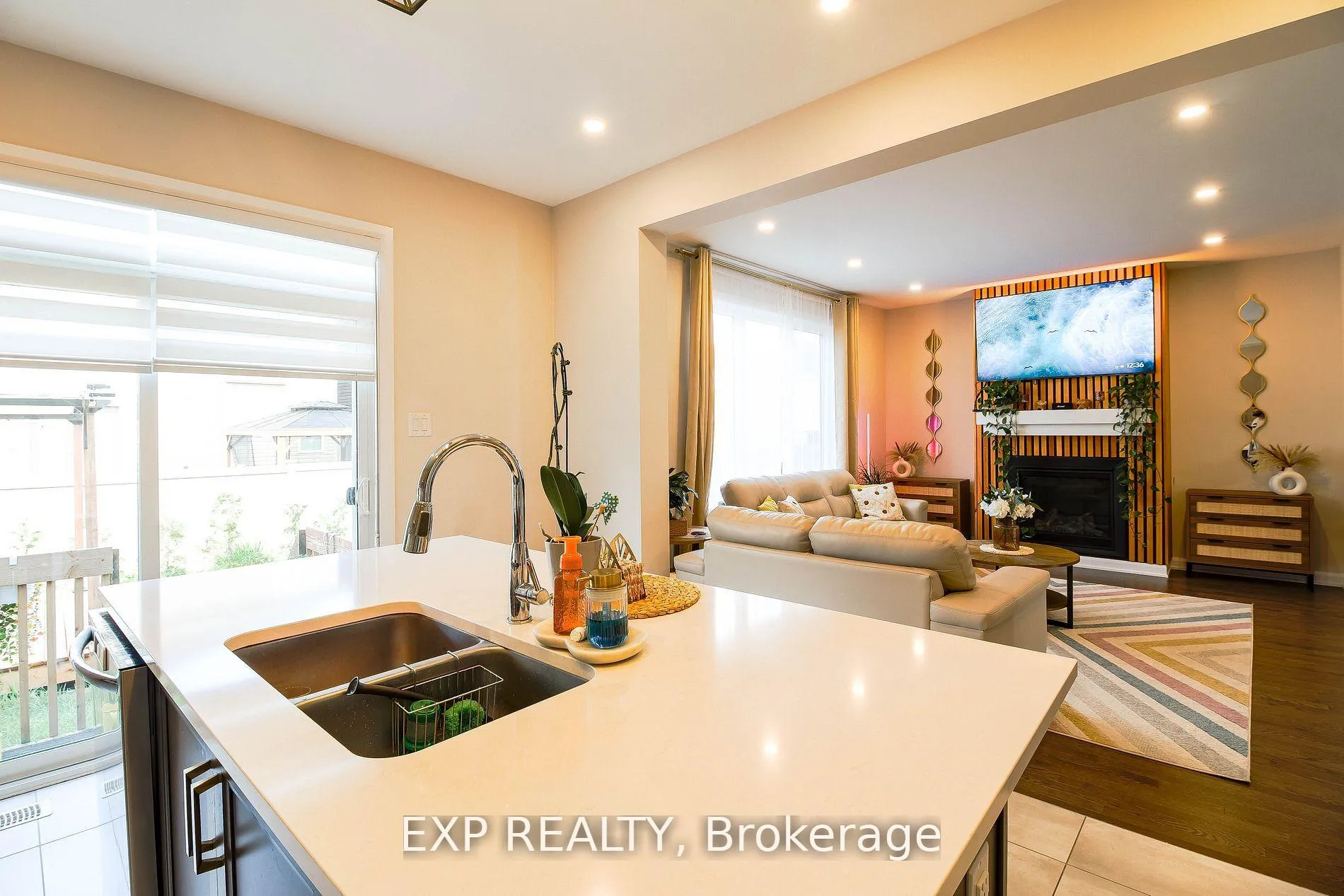 Photo 11 of 758 Cappamore Drive, Ottawa, Barrhaven - Half Moon Bay — HOMEH