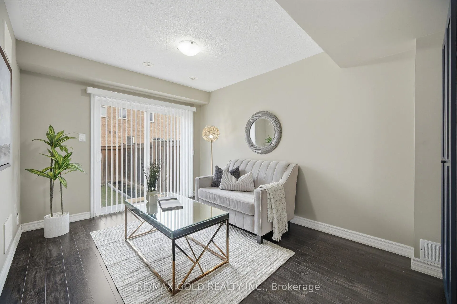 Photo 25 of 40 Memory Lane, Brampton, Northwest Brampton — HOMEH