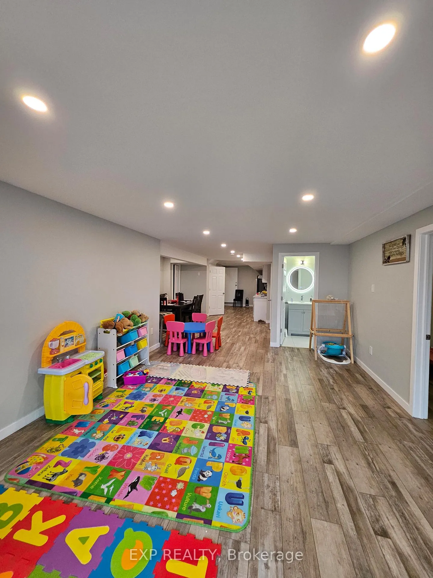 Photo 3 of Unit Lower, 916 Dunnigan Court, Kitchener — HOMEH