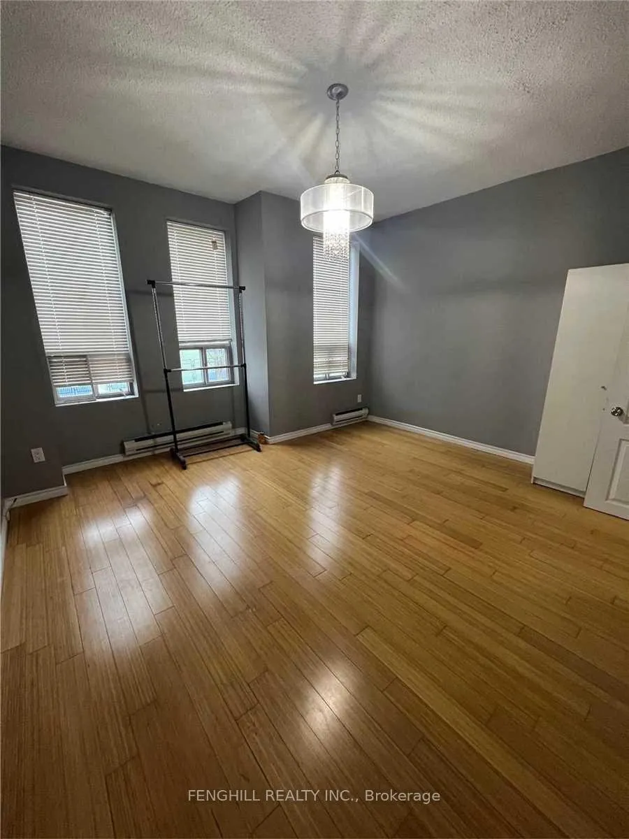Photo 7 of Unit 2, 678 Bathurst Street, Toronto, Palmerston-Little Italy — HOMEH