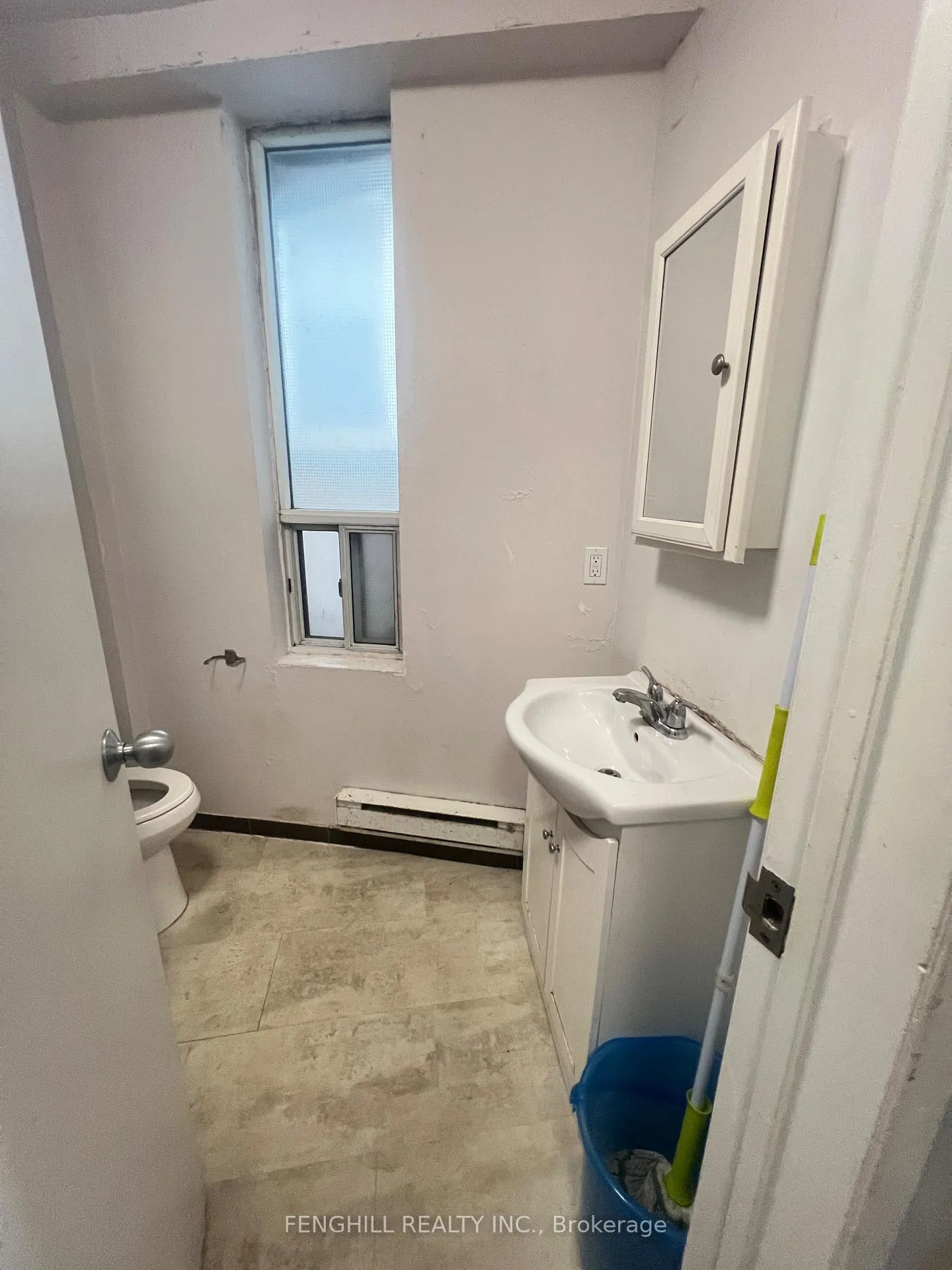Photo 13 of Unit 2, 678 Bathurst Street, Toronto, Palmerston-Little Italy — HOMEH
