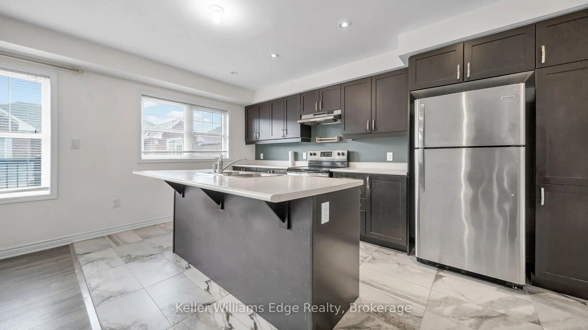 Photo 11 of Unit 140, 1000 Aselton Boulevard, Milton, Willmott — HOMEH